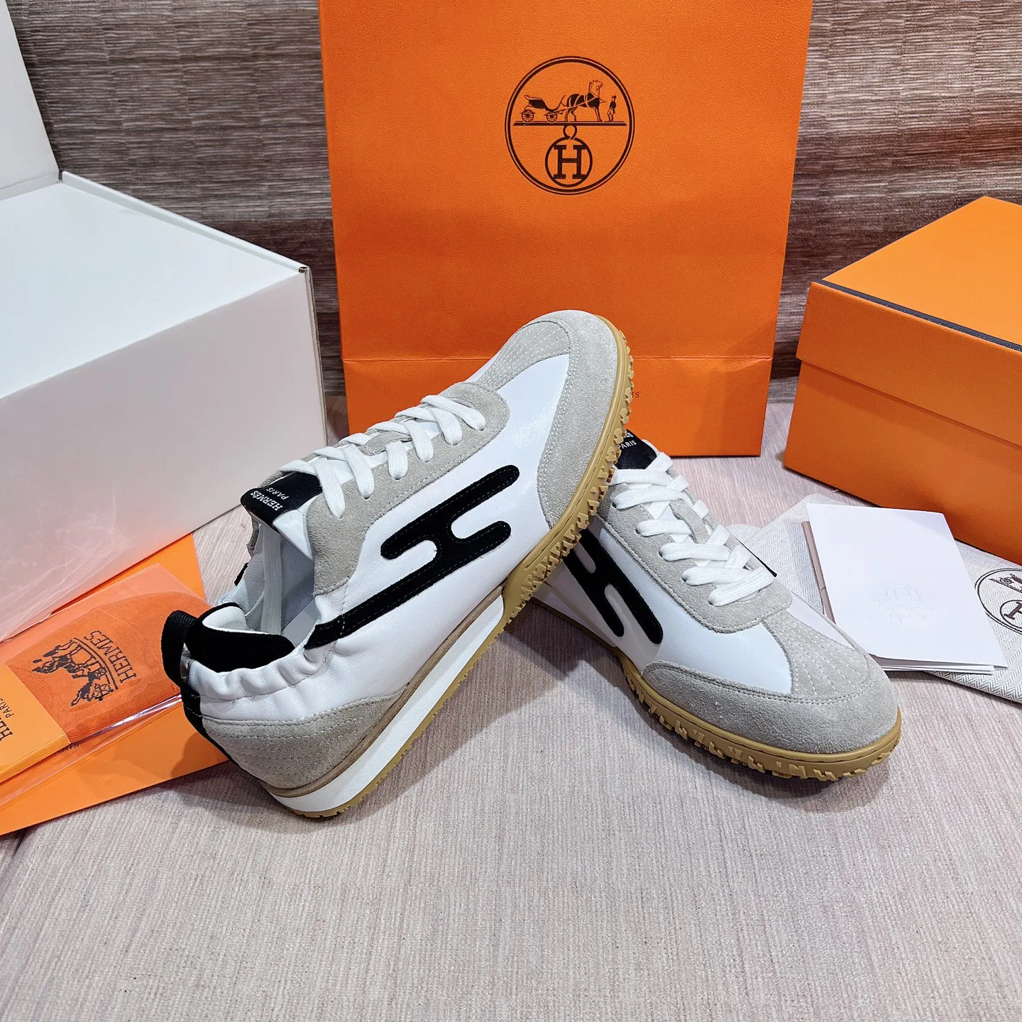 Men's Sneakers HERMES 17749543