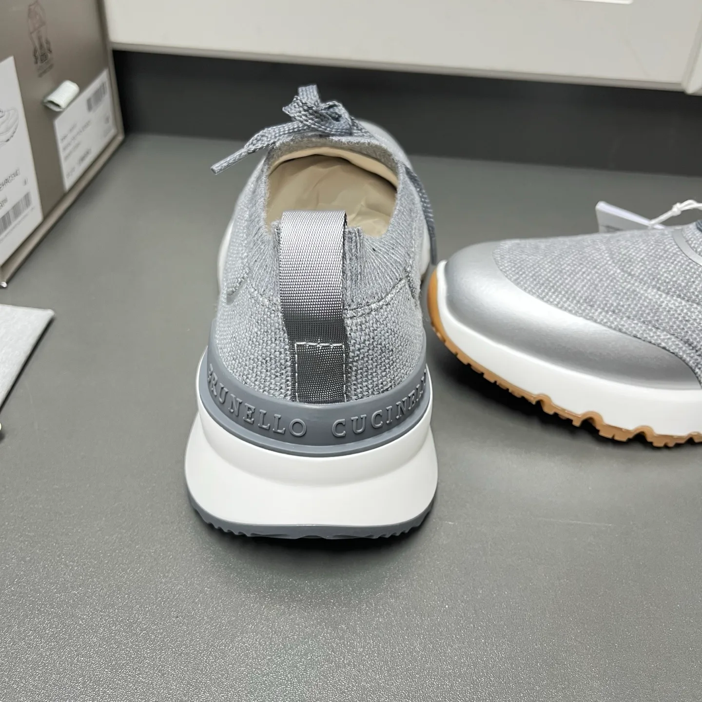 Кроссовки Мужские Brunello Cucinelli 18633754
