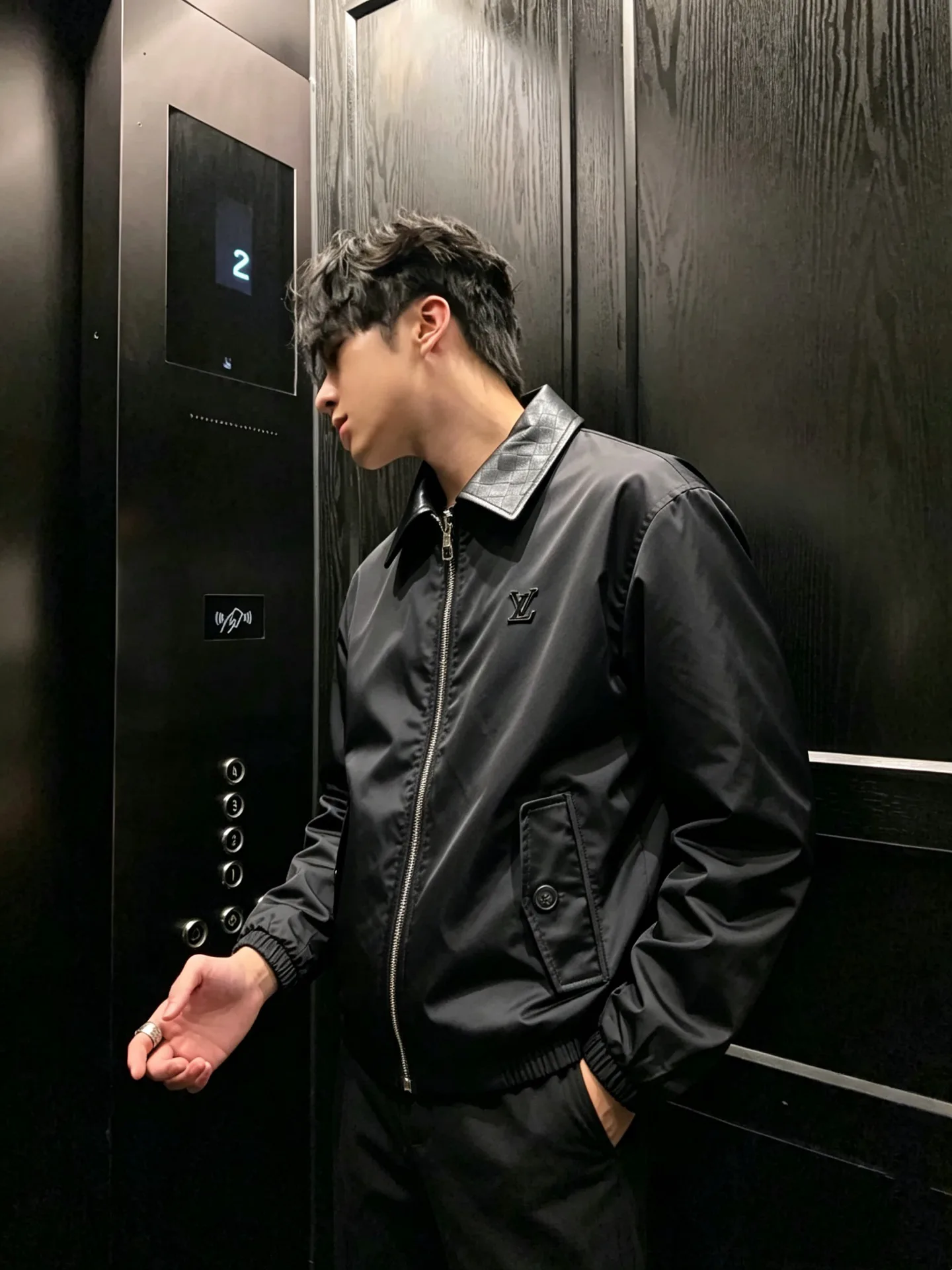 Men's Jackets And Down Jackets LOUIS VUITTON 18545932