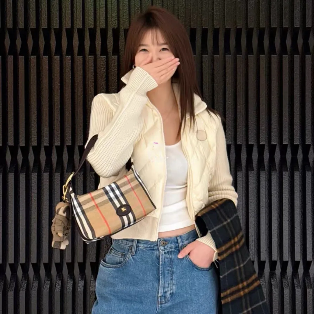 Women's Jackets And Down Jackets BURBERRY 17890722