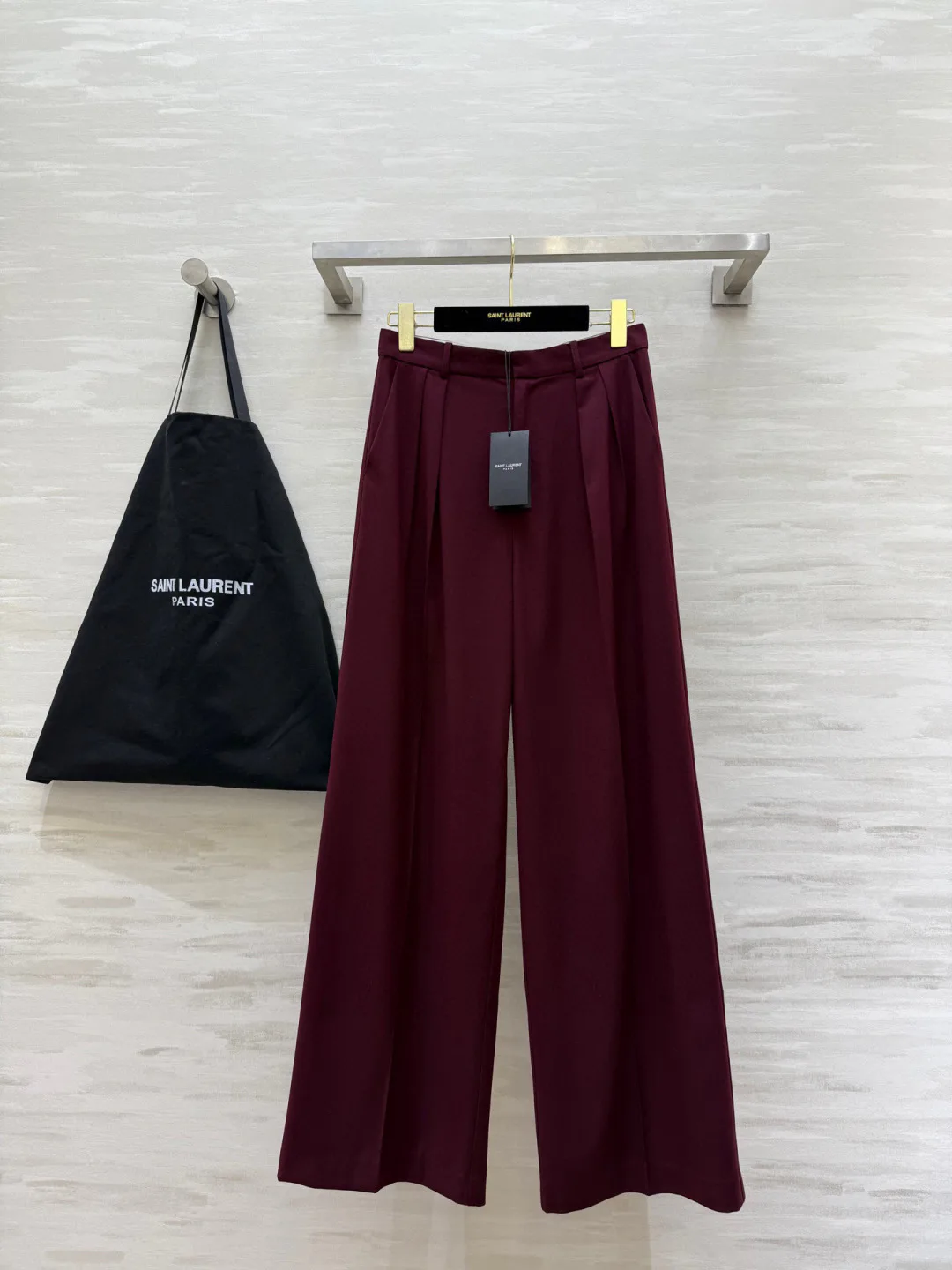 Women's Trousers SAINT LAURENT 18276813