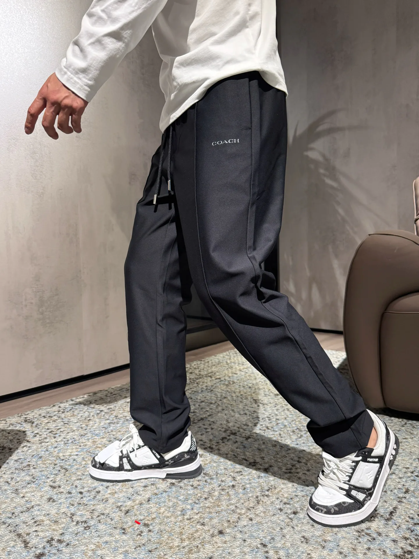 Men's Trousers COACH 18097697