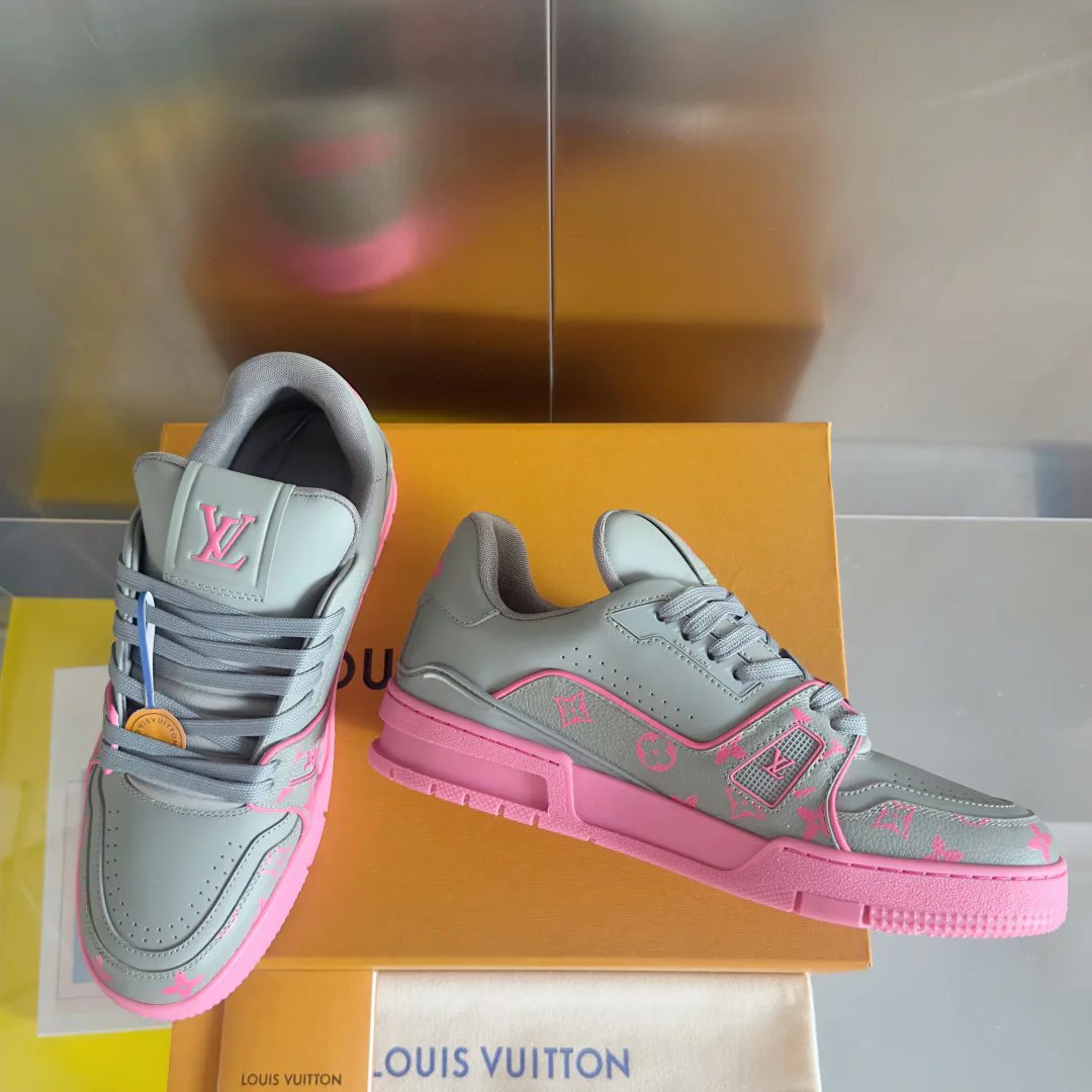 Men's Sneakers LOUIS VUITTON 17483773