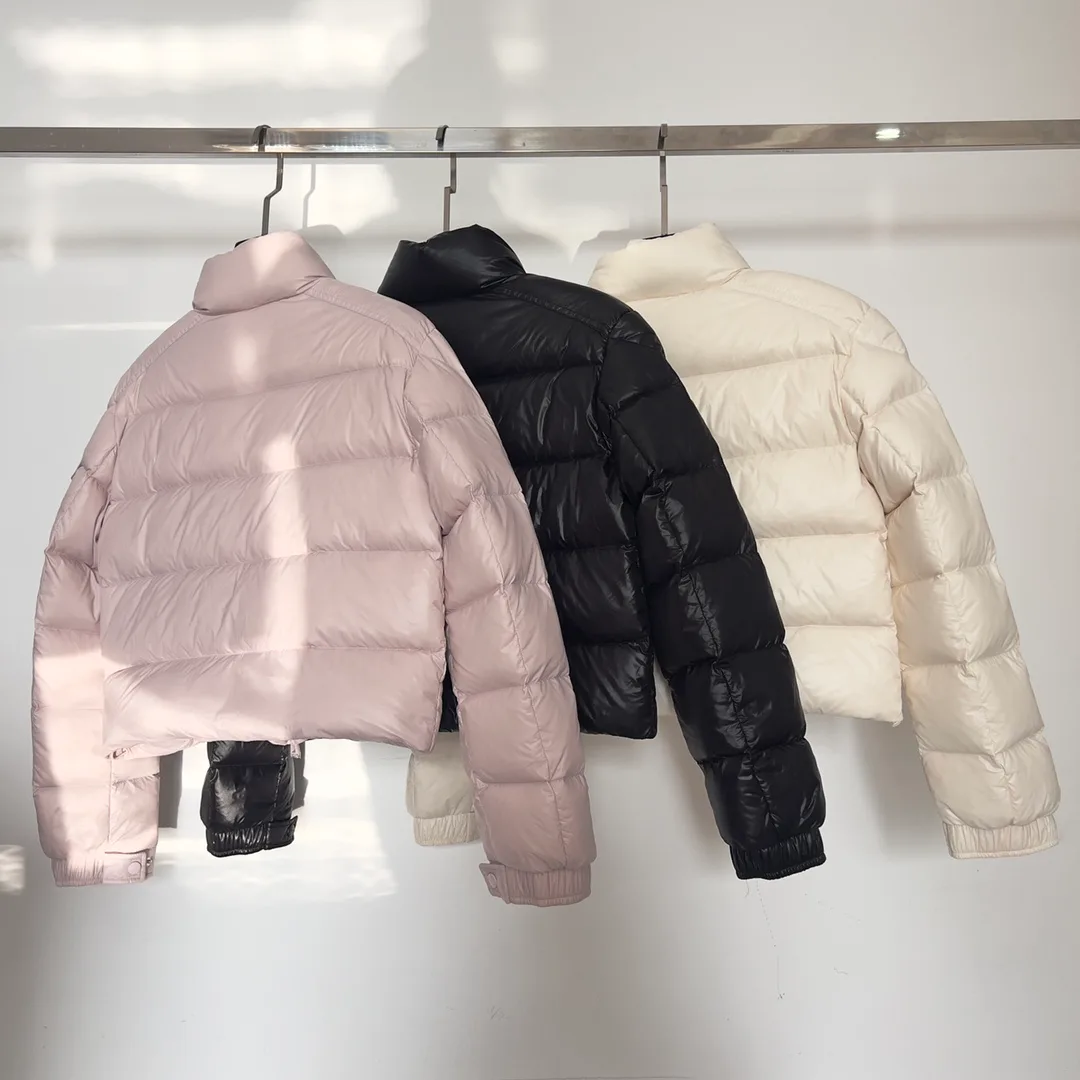 Women's Jackets And Down Jackets MONCLER 18416139