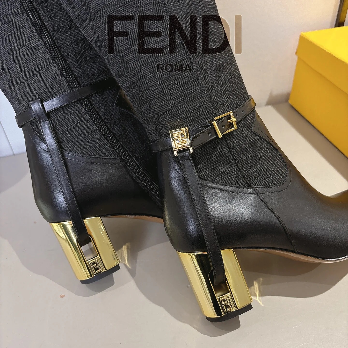 Women's Boots FENDI 18247881