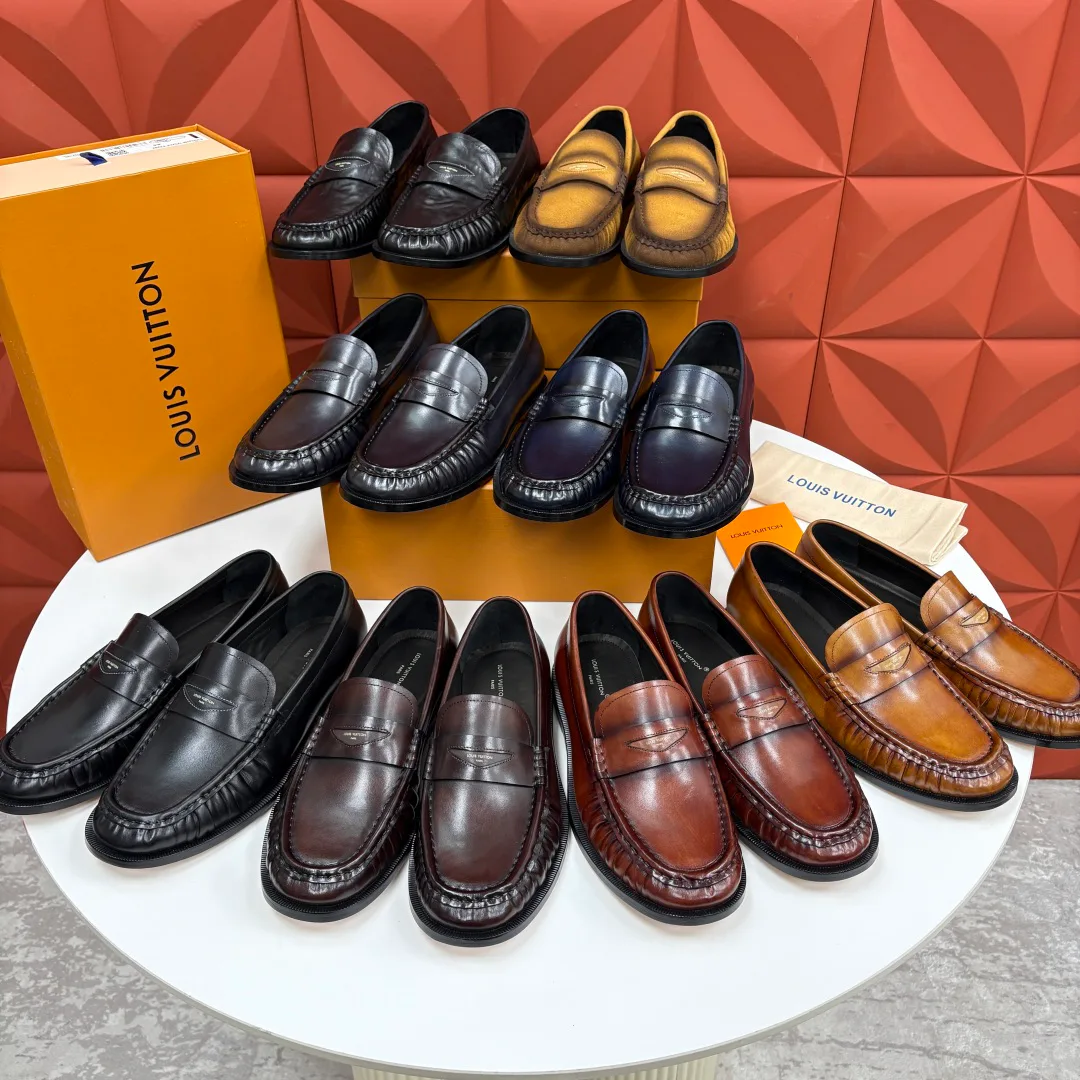 Men's Loafers And Dress Shoes LOUIS VUITTON 18099948