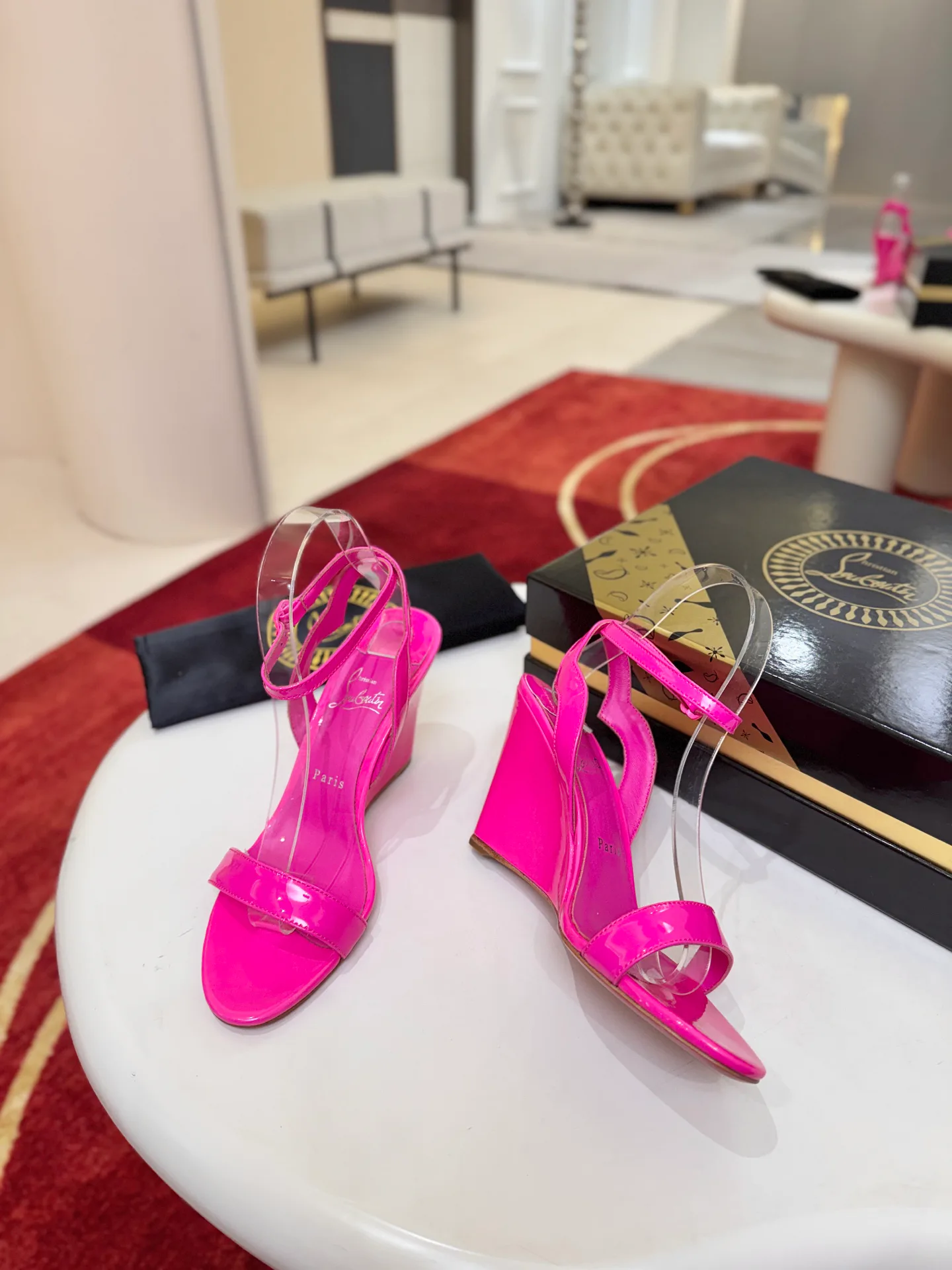 Women's Open-Toe Sandals CHRISTIAN LOUBOUTIN 18500924