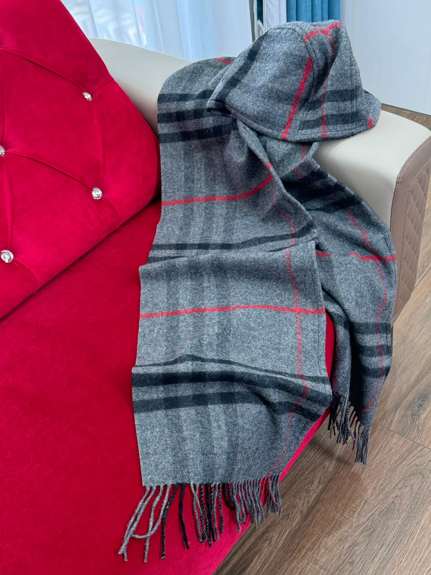Scarves BURBERRY 18287602