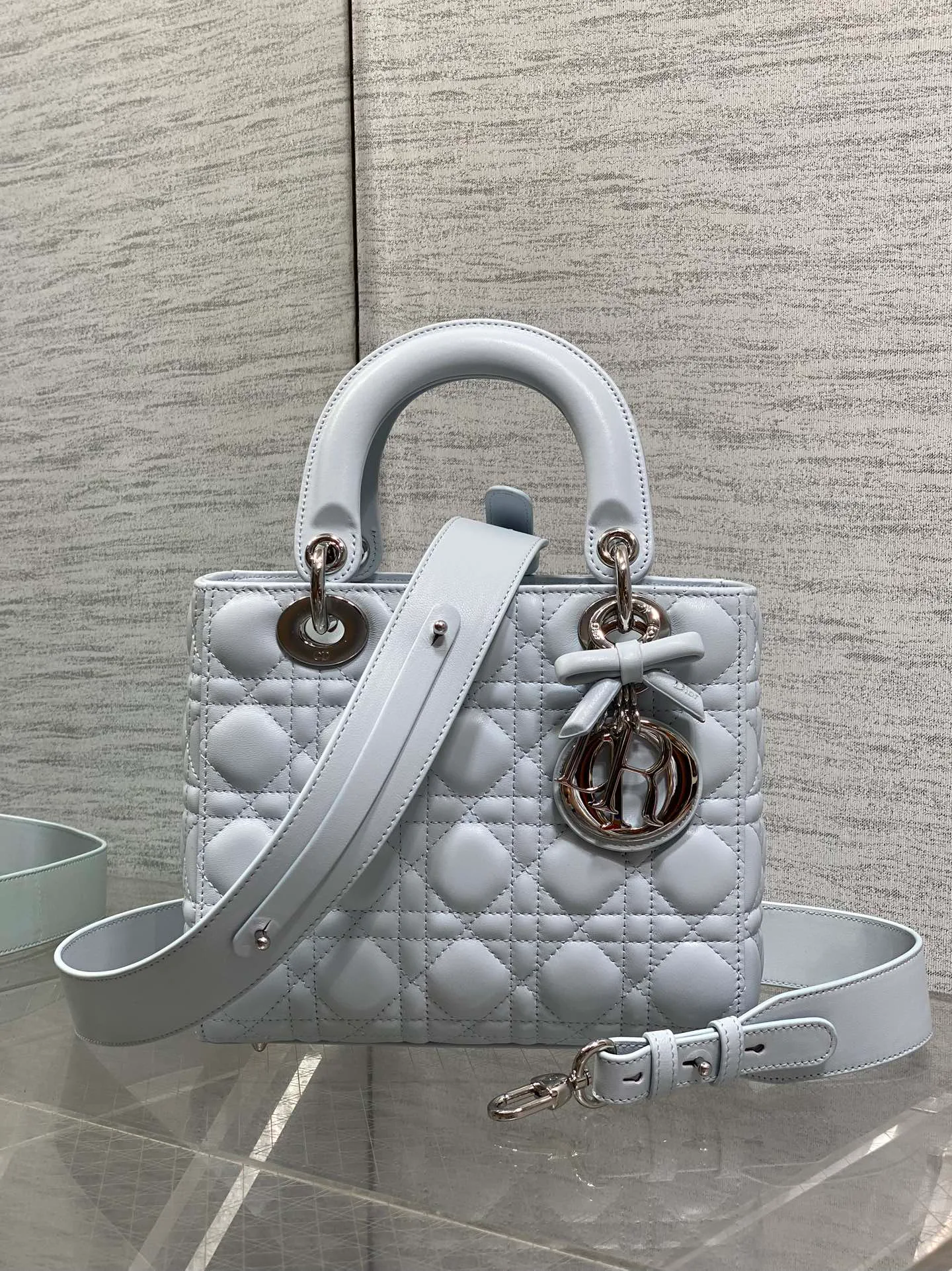 Women's Classic Handbags CHRISTIAN DIOR 18392912