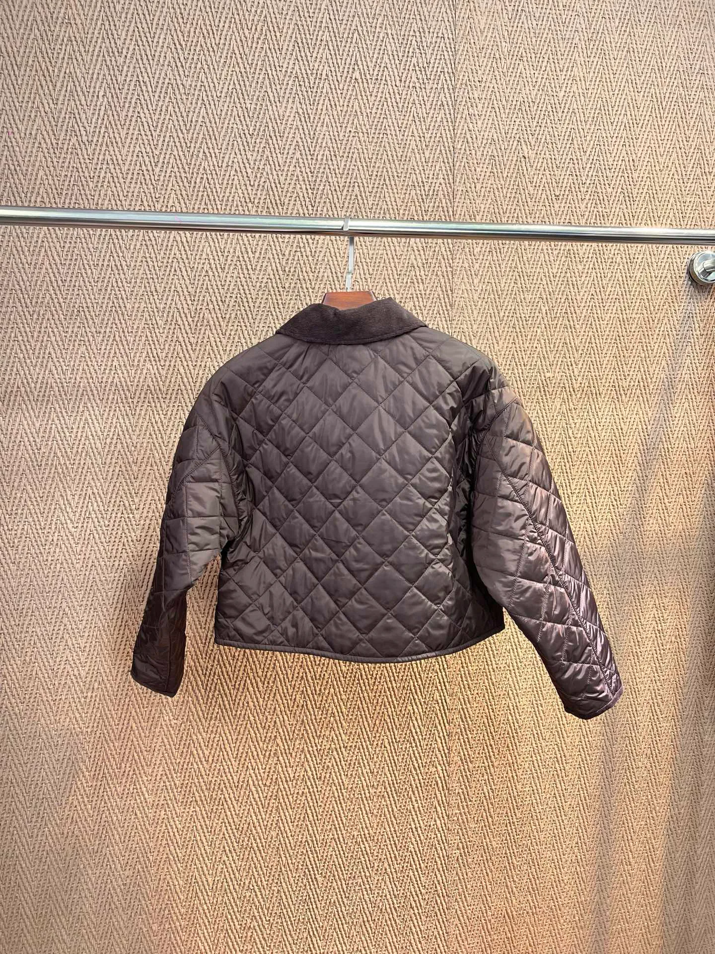 Women's Jackets And Down Jackets PRADA 18324202