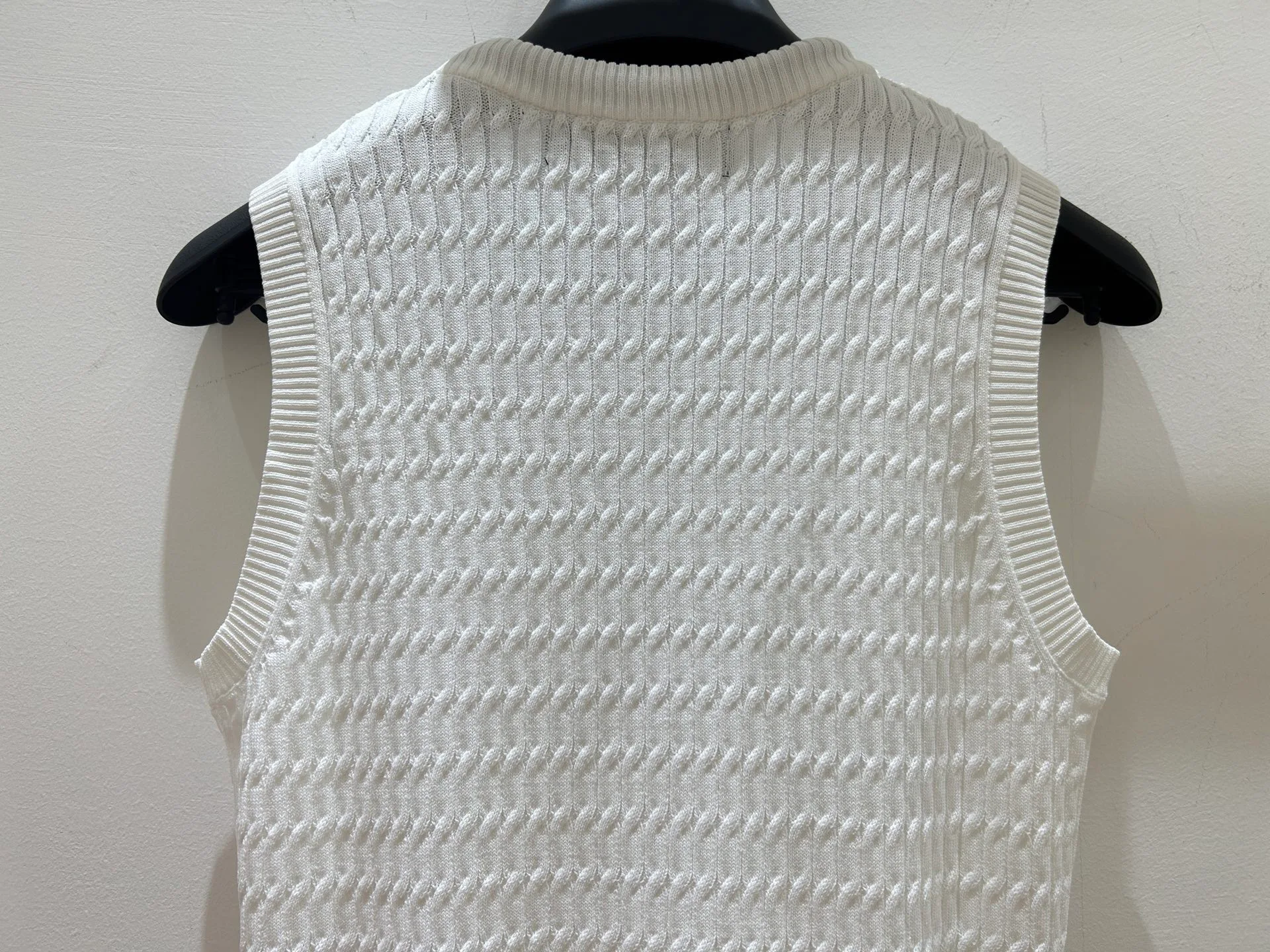 Women's Vests LOUIS VUITTON 18096665