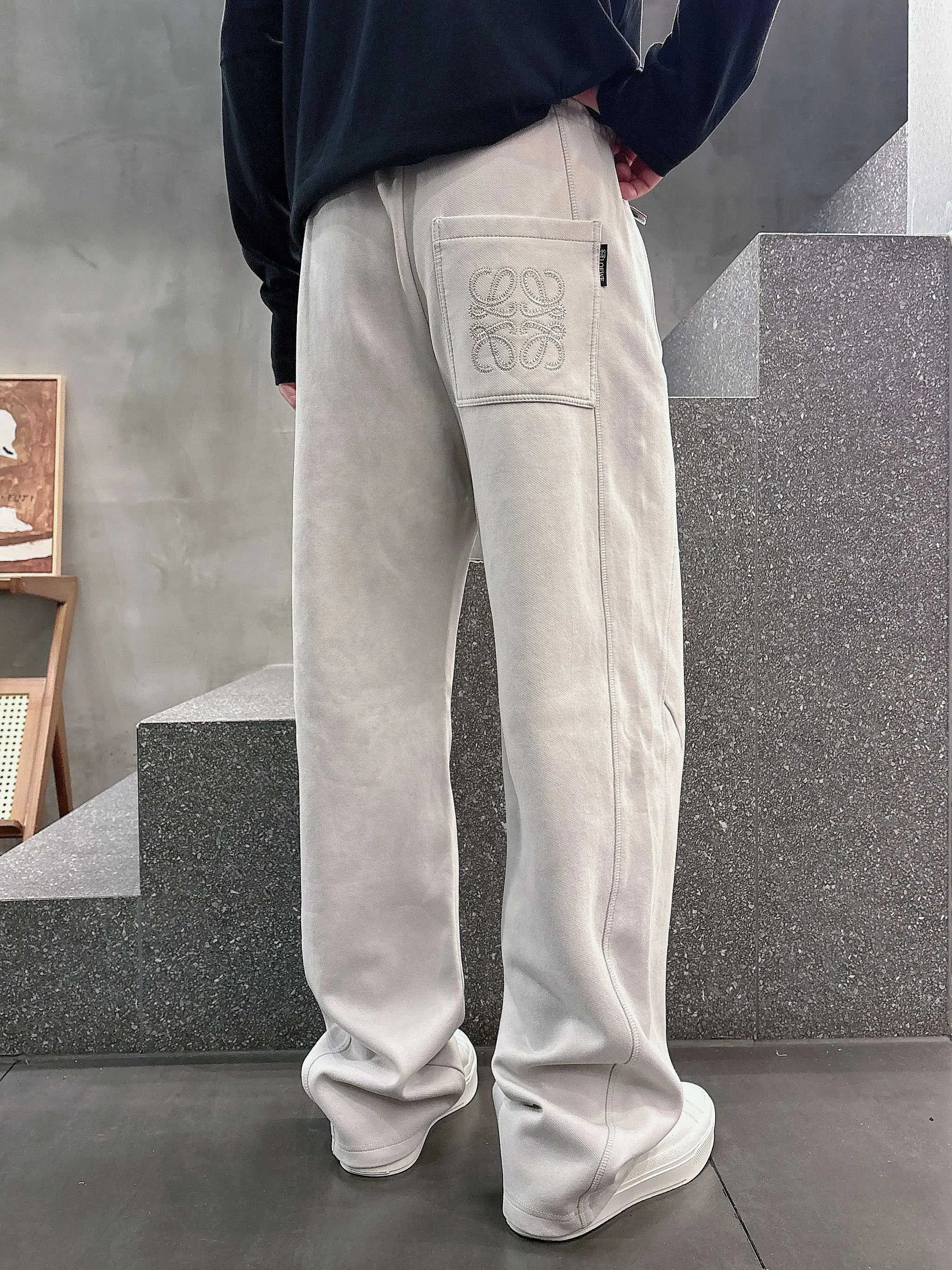 Men's Trousers LOEWE 18368686