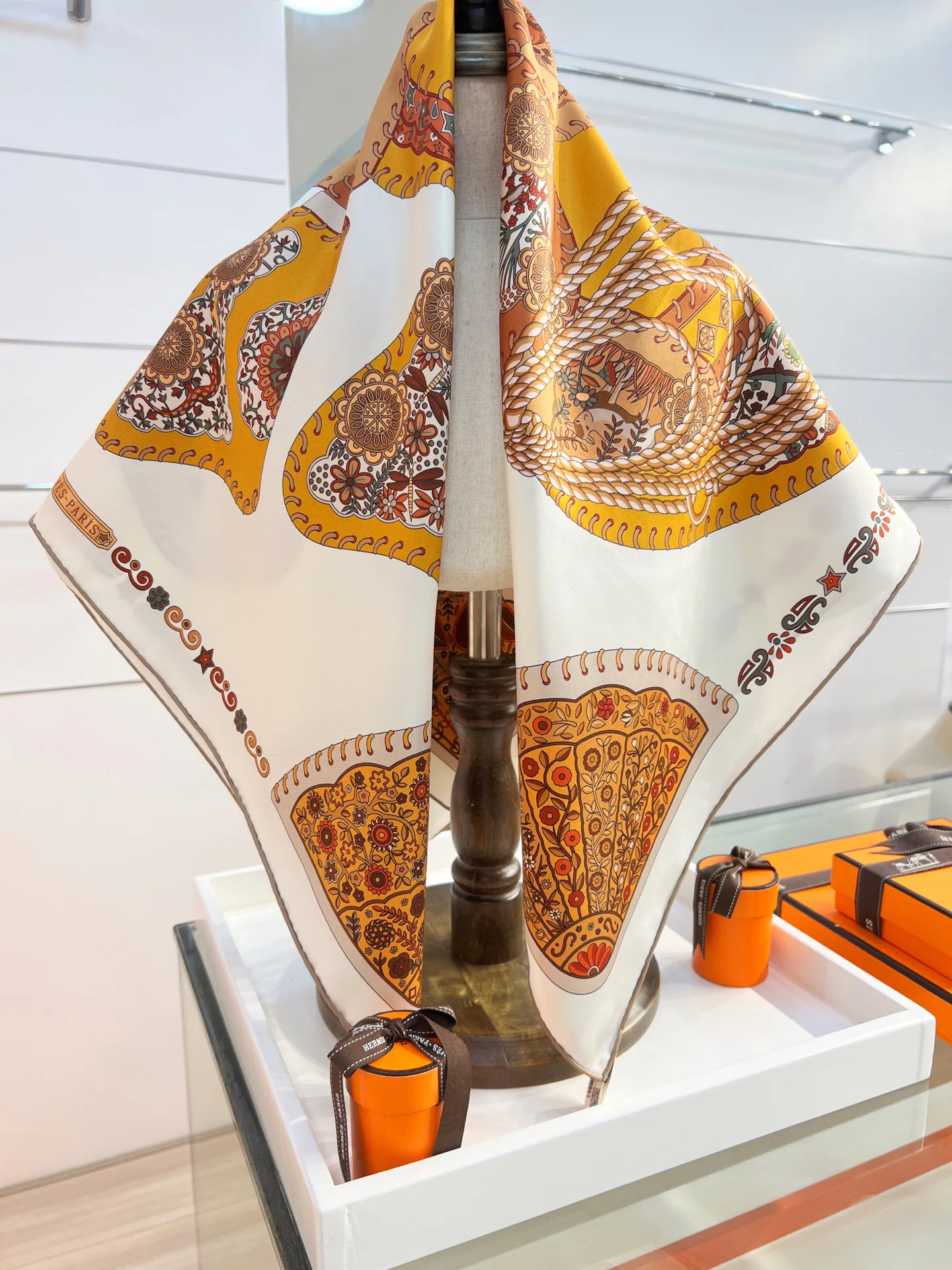 Silk Scarves HERMES 18220200