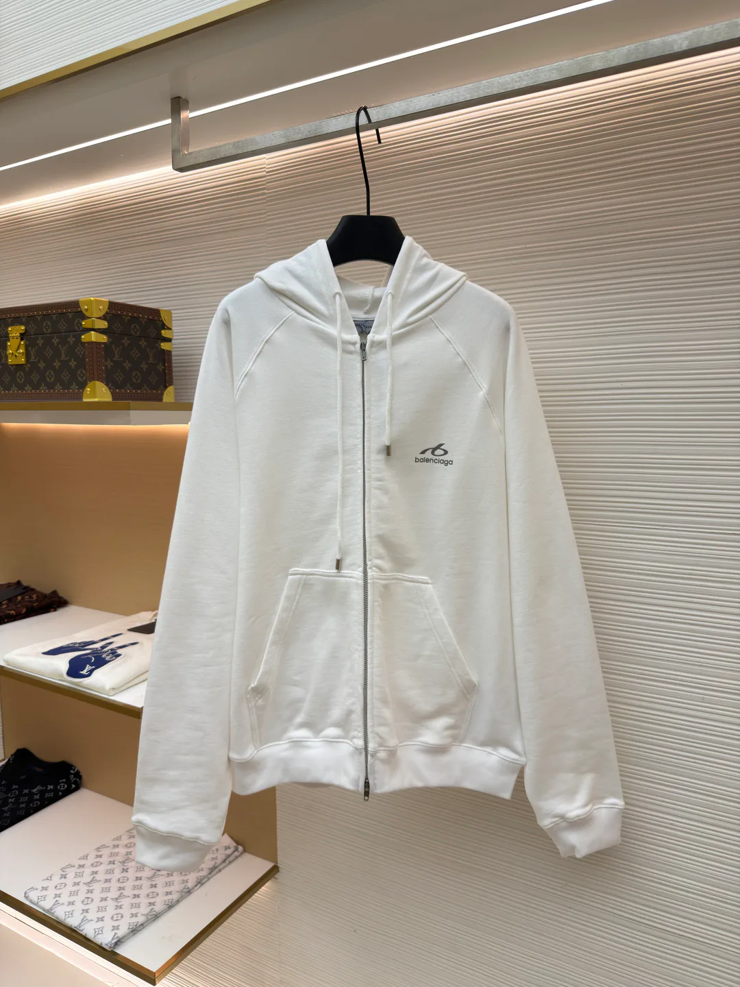 Men's Sweatshirts And Hoodies BALENCIAGA 18513800