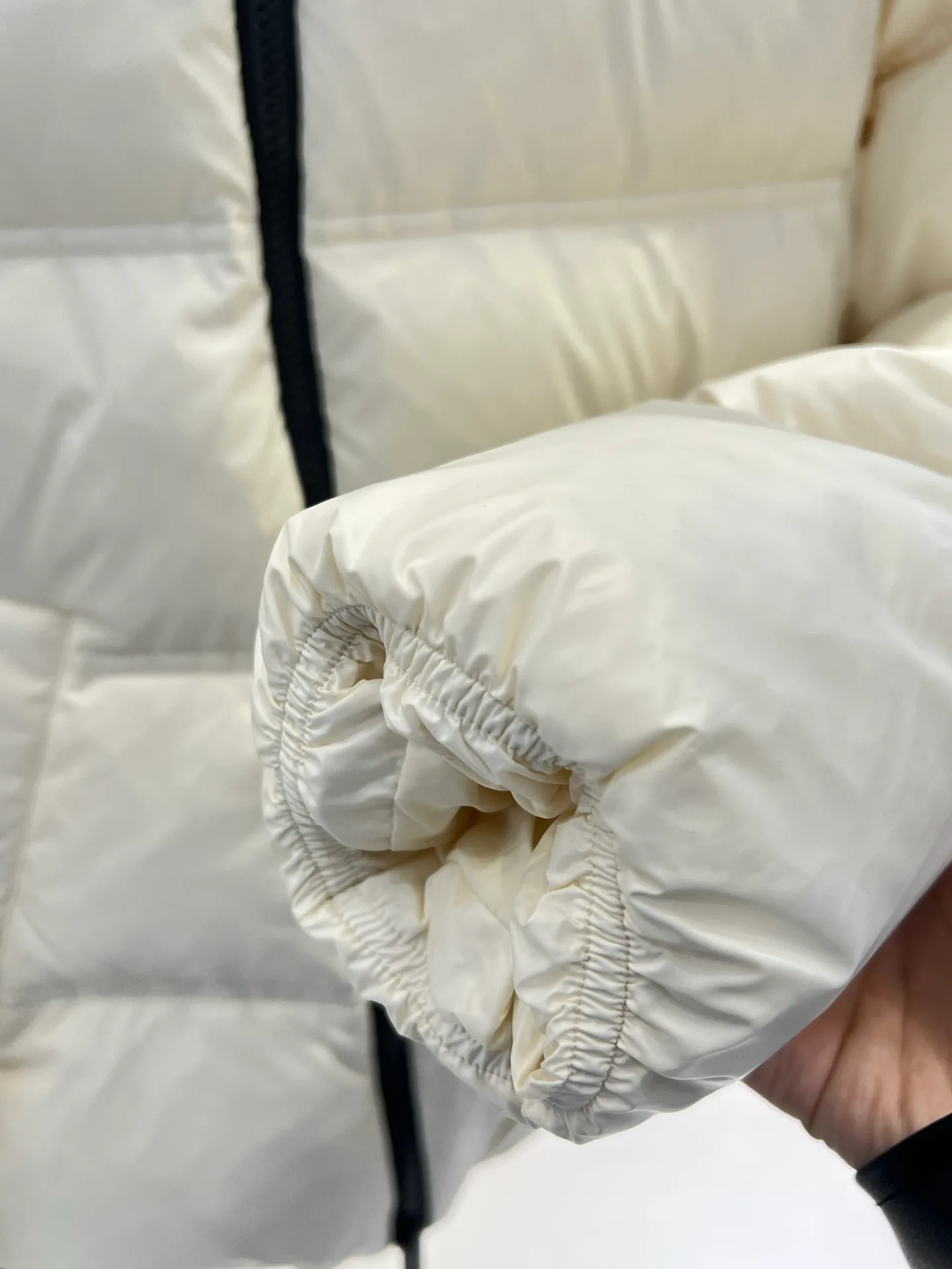 Men's Jackets And Down Jackets MONCLER 18330410