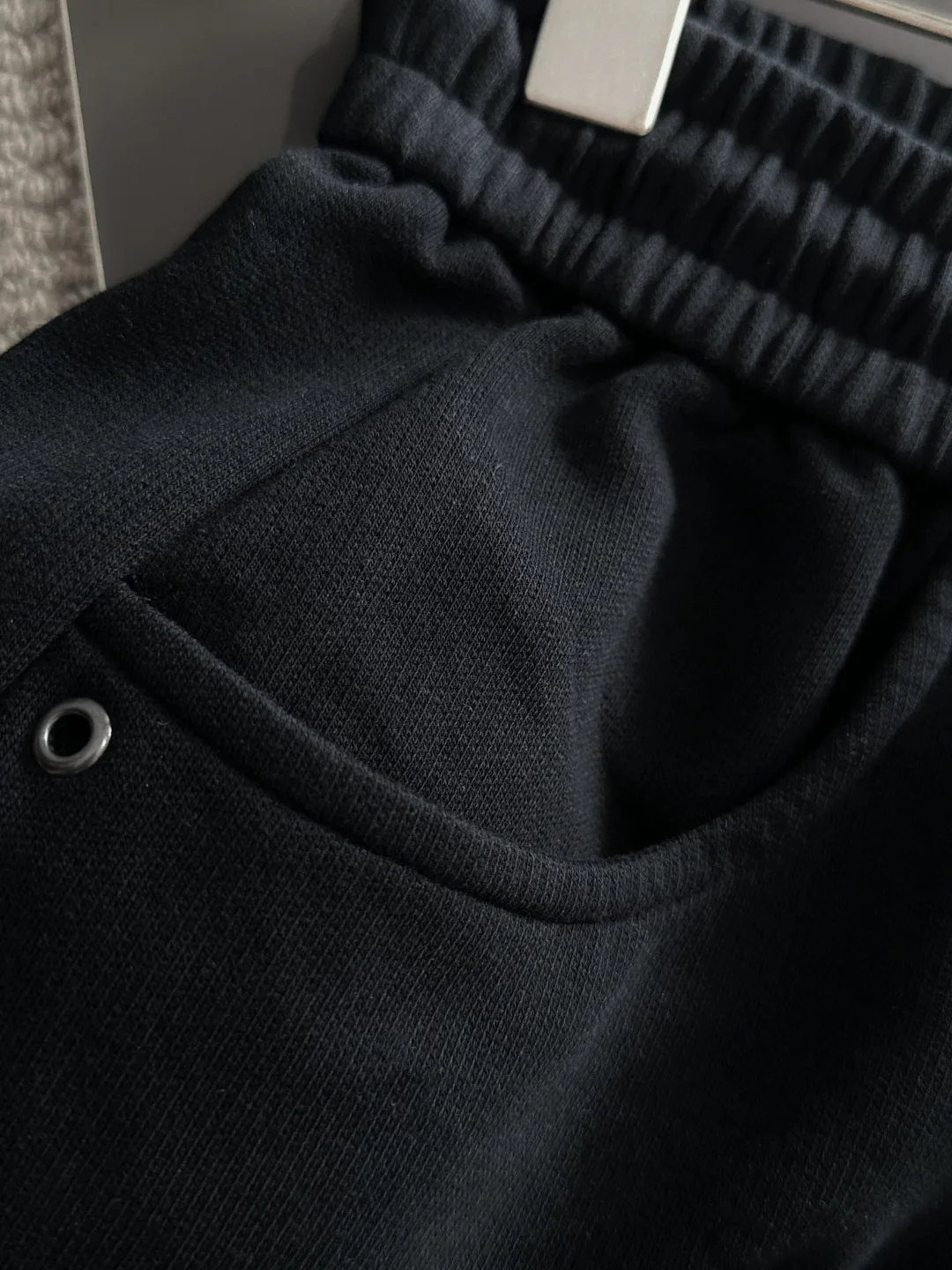 Men's Shorts FENDI 17557467