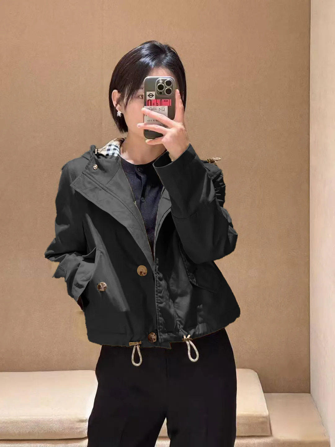 Women's Jackets And Down Jackets BURBERRY 17906720