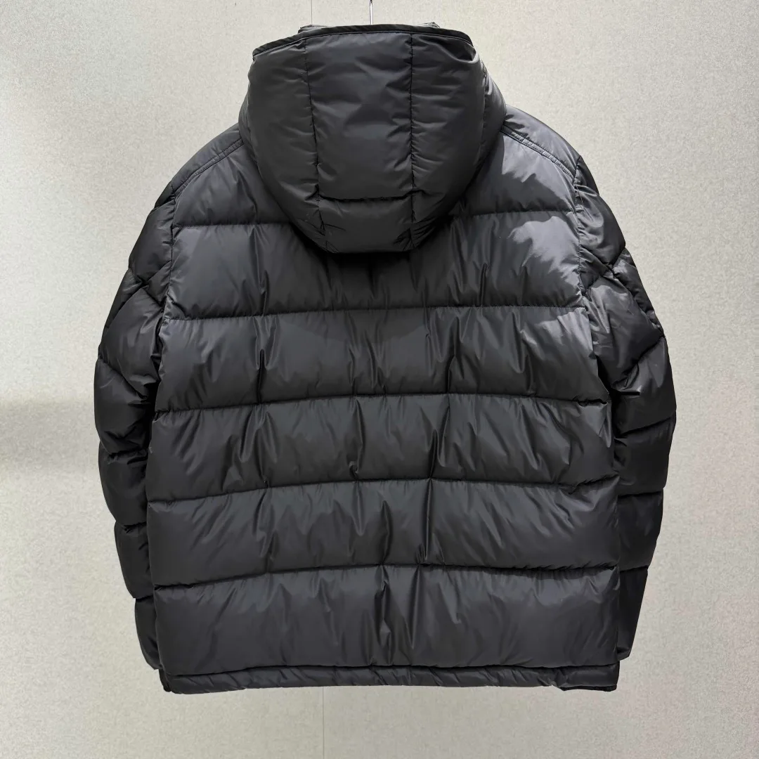 Men's Jackets And Down Jackets MONCLER 17897544