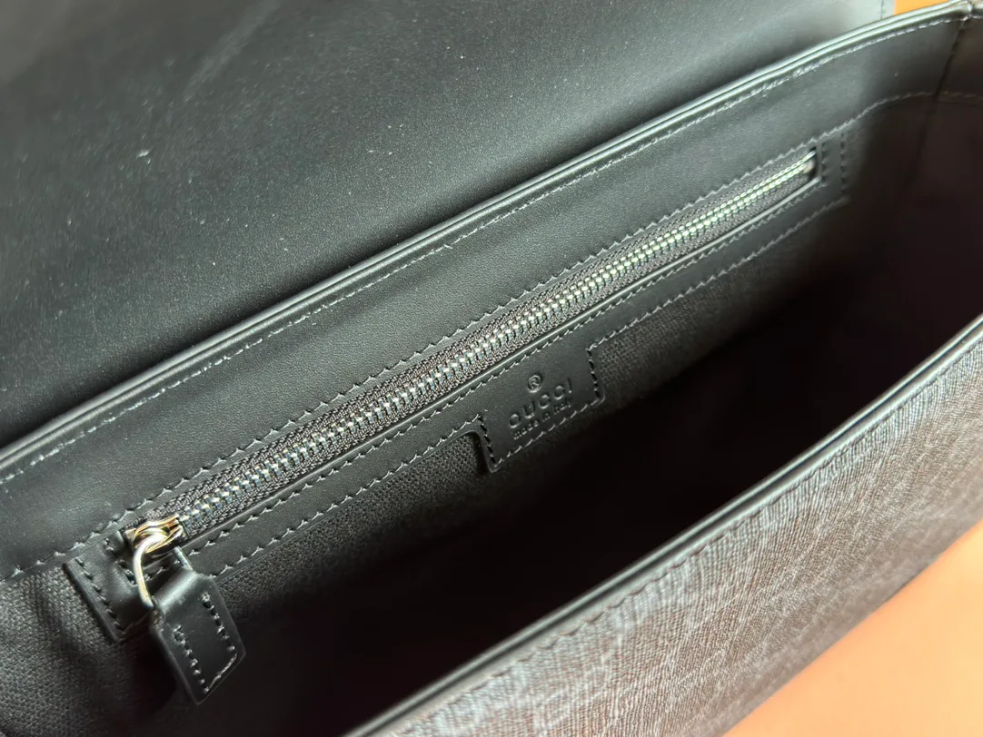 Women's Shoulder Bags GUCCI 17947636