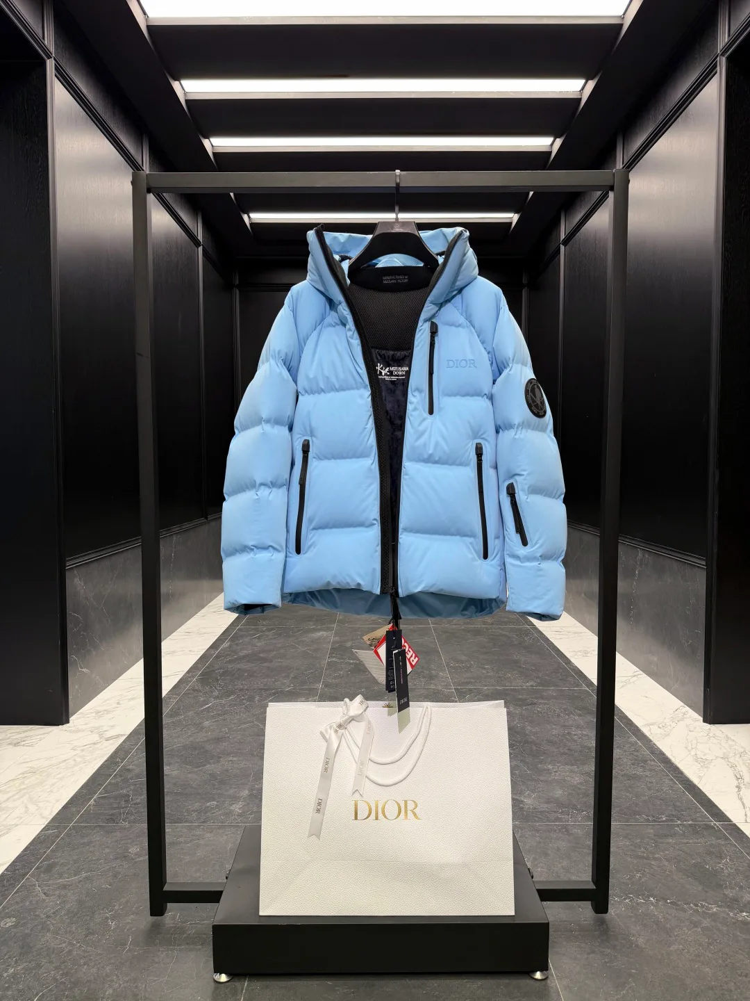 Women's Jackets And Down Jackets CHRISTIAN DIOR 18007712