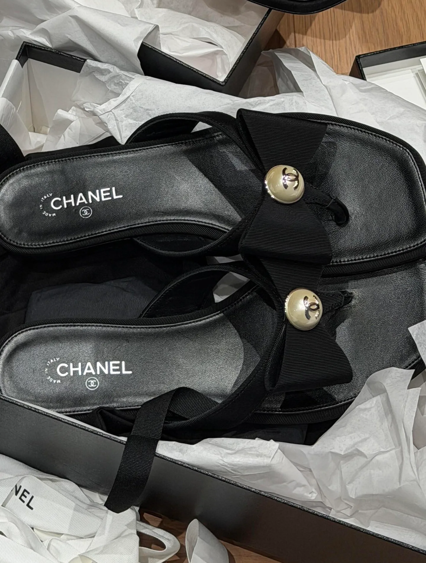 Women's Flip-Flops CHANEL 17331170
