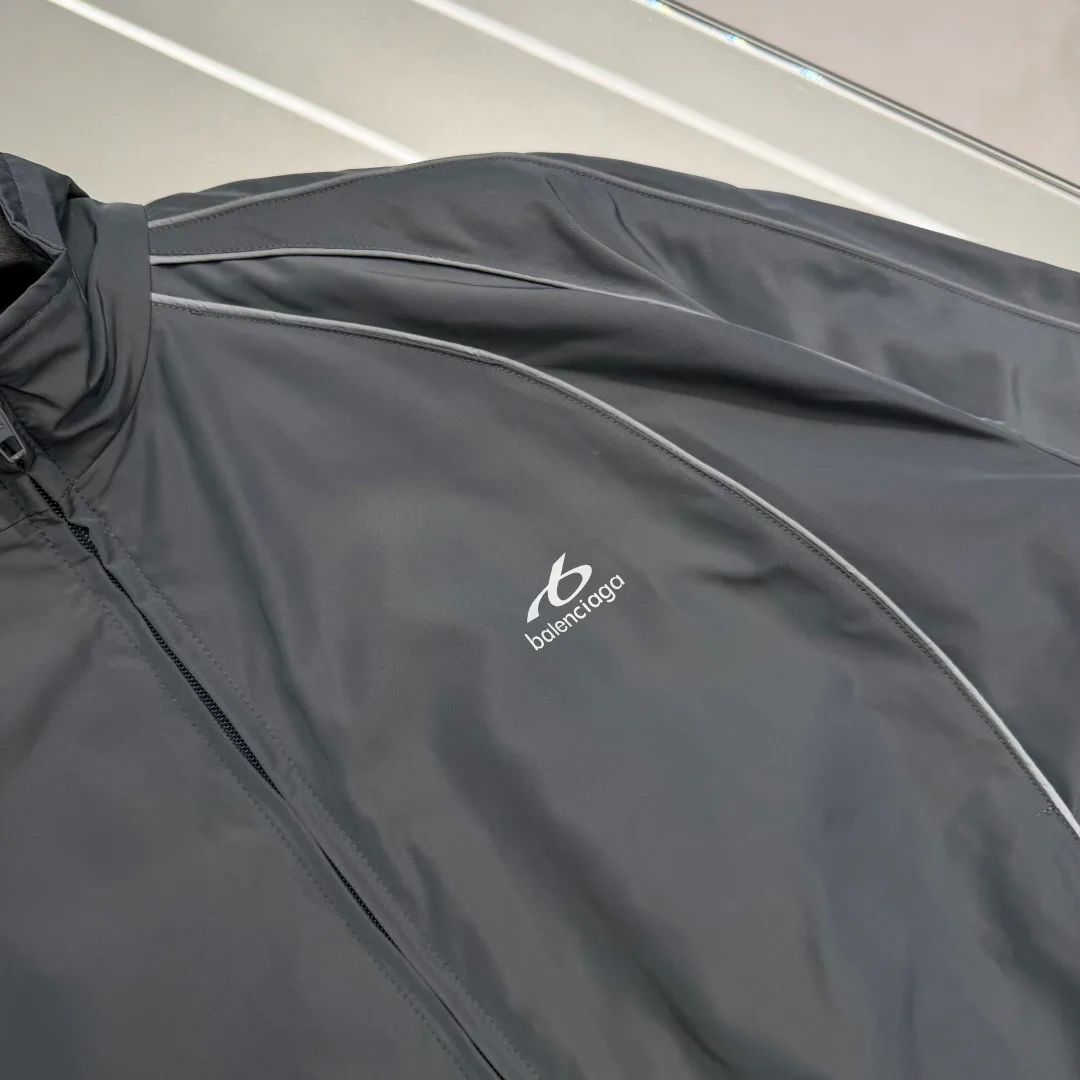 Men's Jackets And Down Jackets BALENCIAGA 17761962