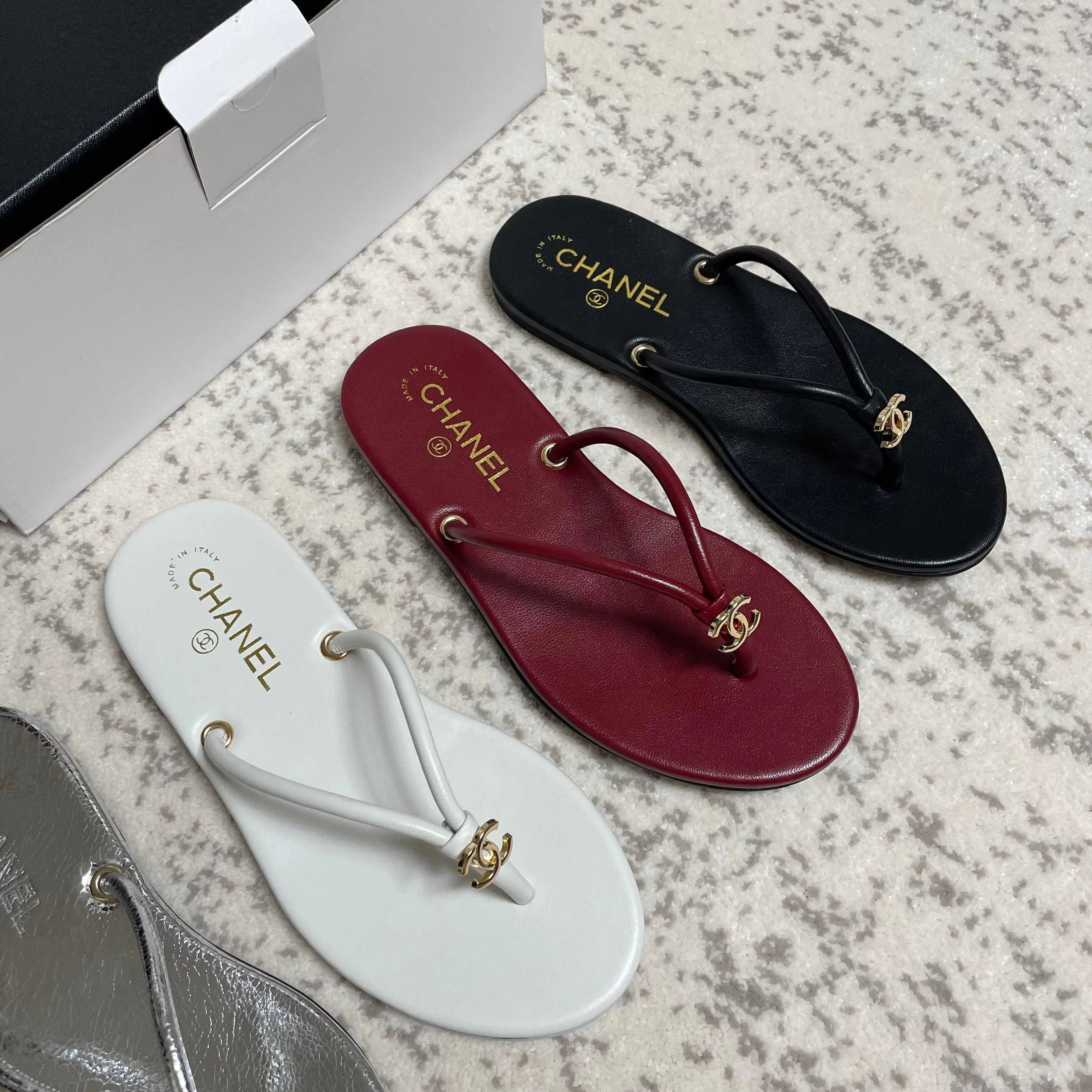 Women's Flip-Flops CHANEL 17665618