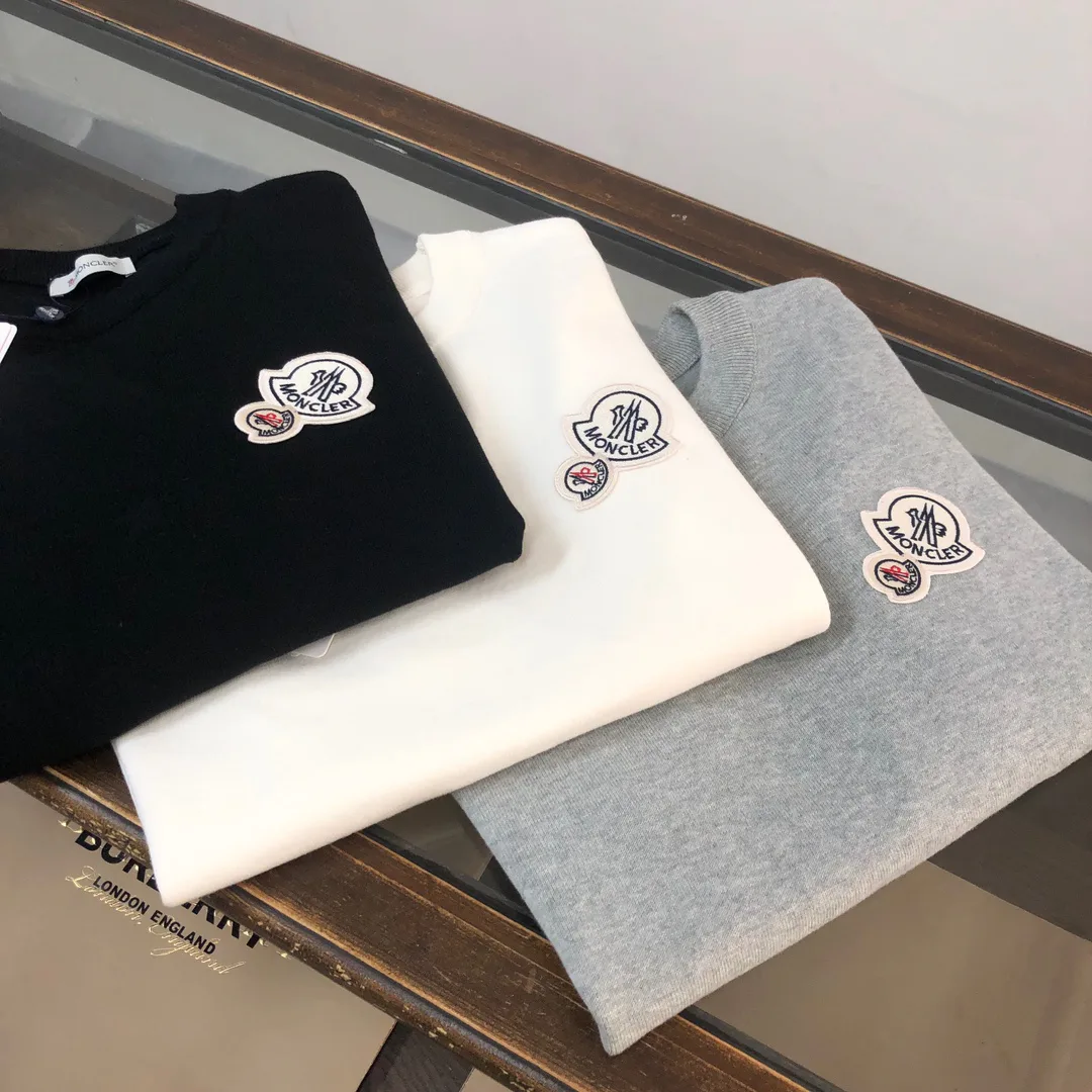 Men's Jumpers And Sweaters MONCLER 18002347