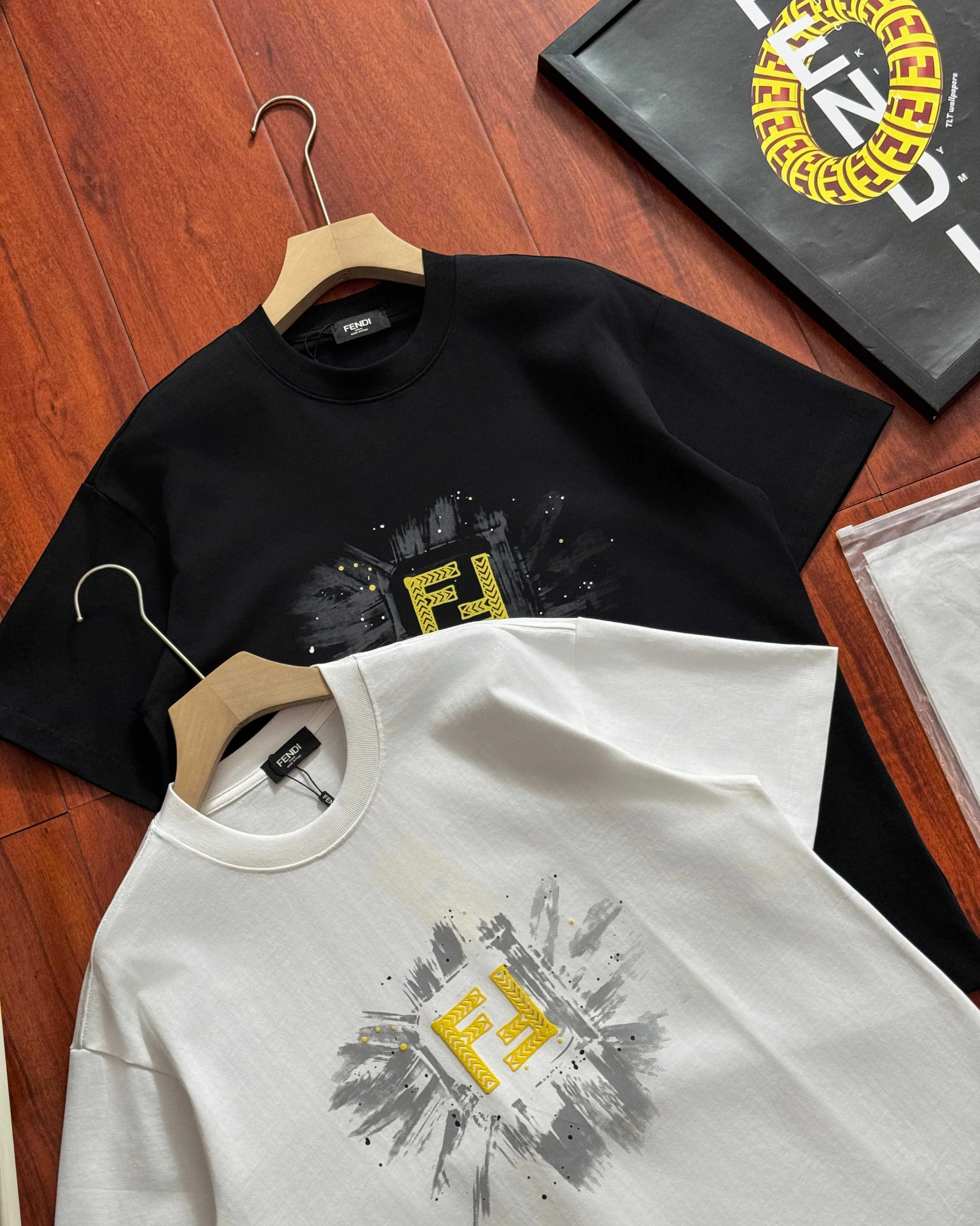Men's T-Shirts FENDI 17510400