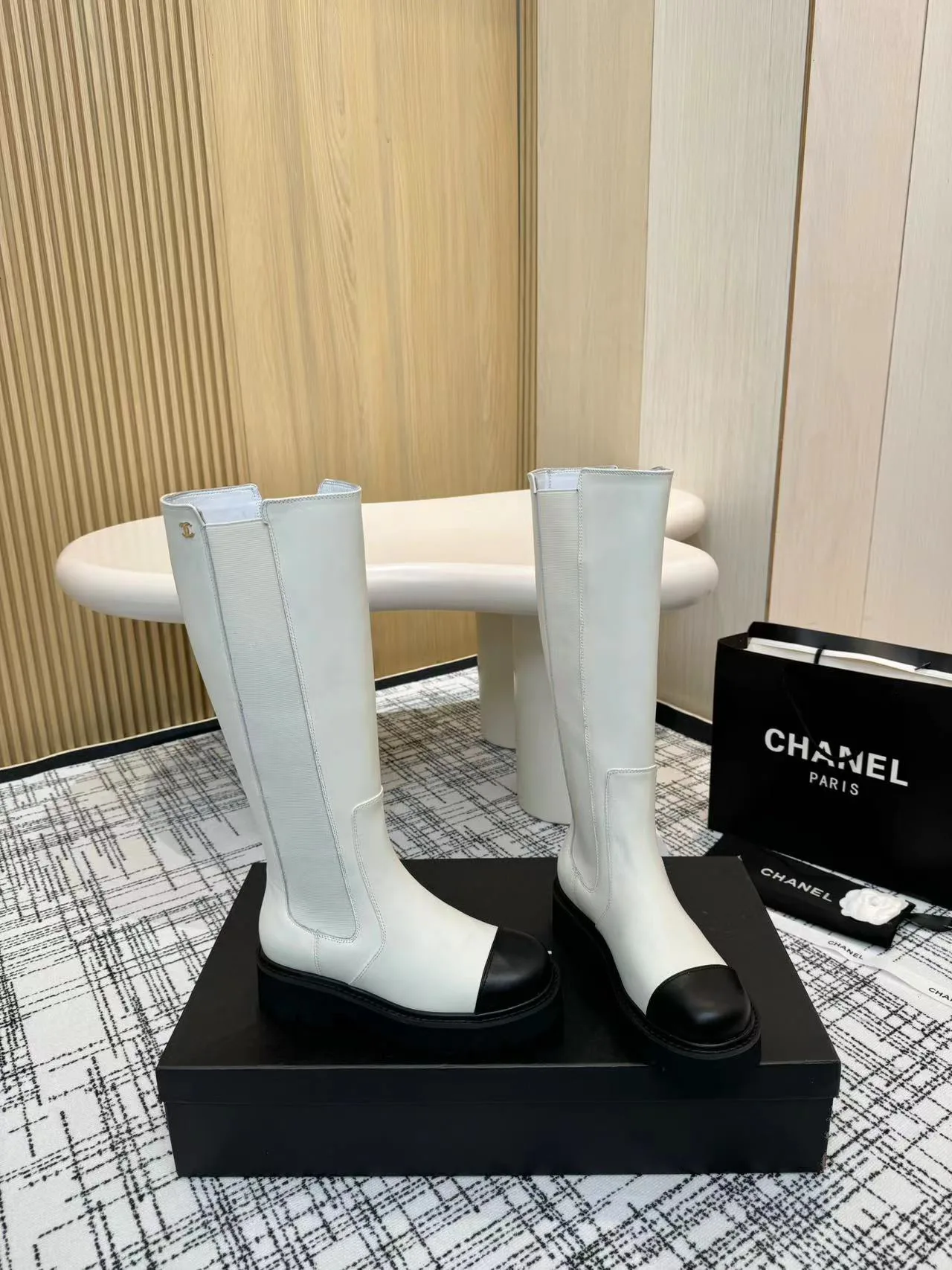 Сапоги Женские Chanel 18616632