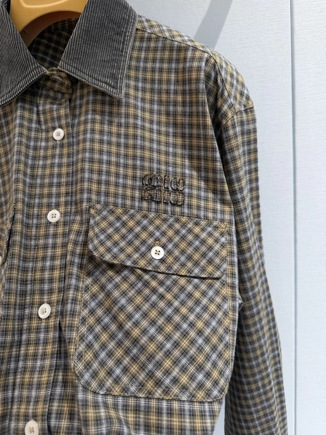 Women's Shirts MIU MIU 18050186