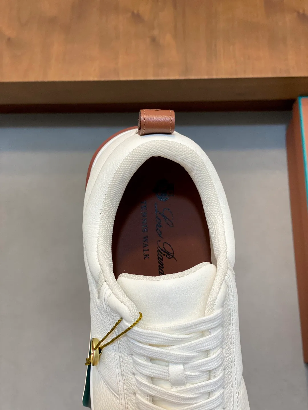 Men's Sneakers LORO PIANA 18079040