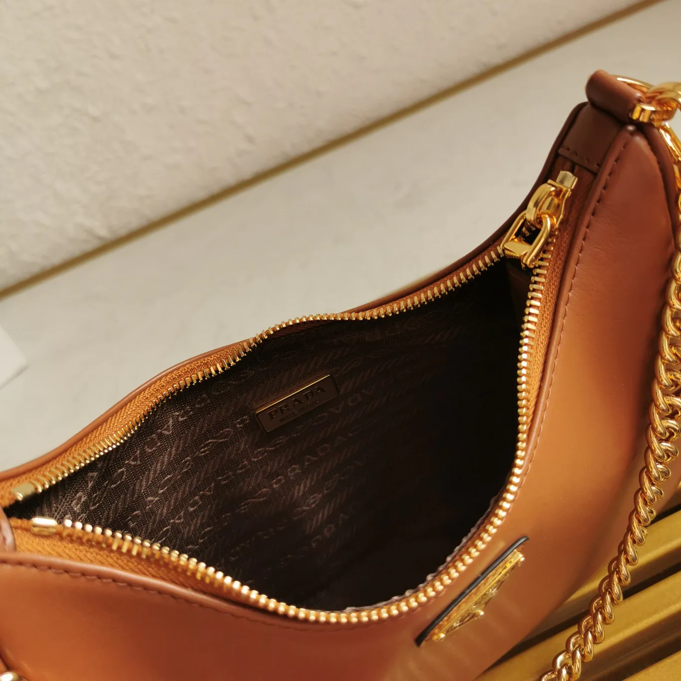 Women's Classic Handbags PRADA 18323092