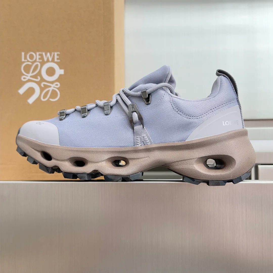 Women's Sneakers LOEWE 18339174