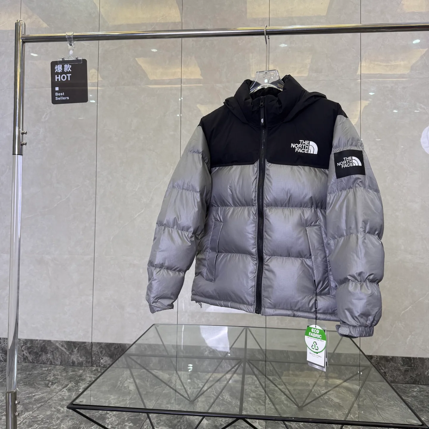 Куртки И Пуховики Мужские The North Face 18615382