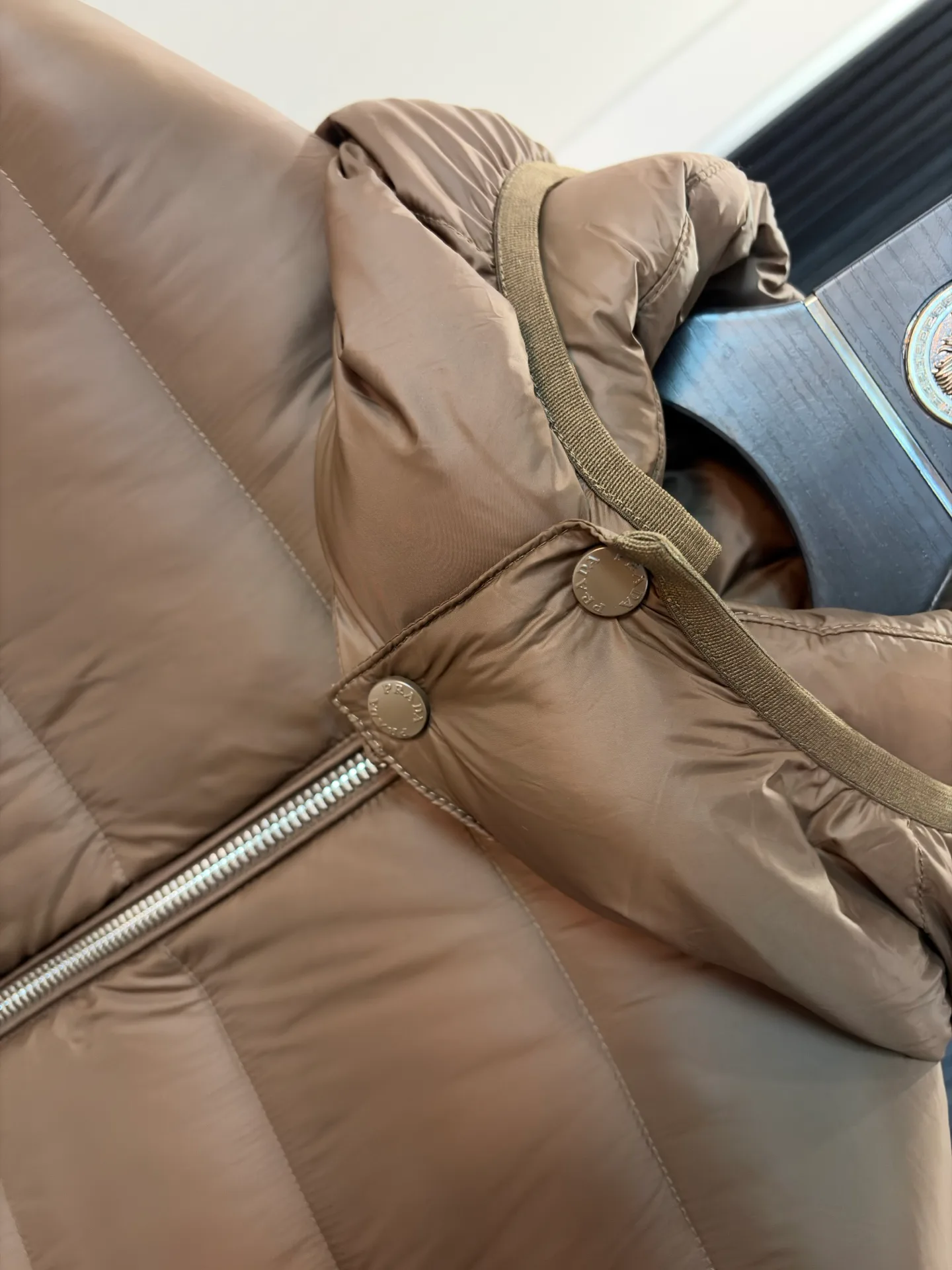 Women's Jackets And Down Jackets PRADA 18391742