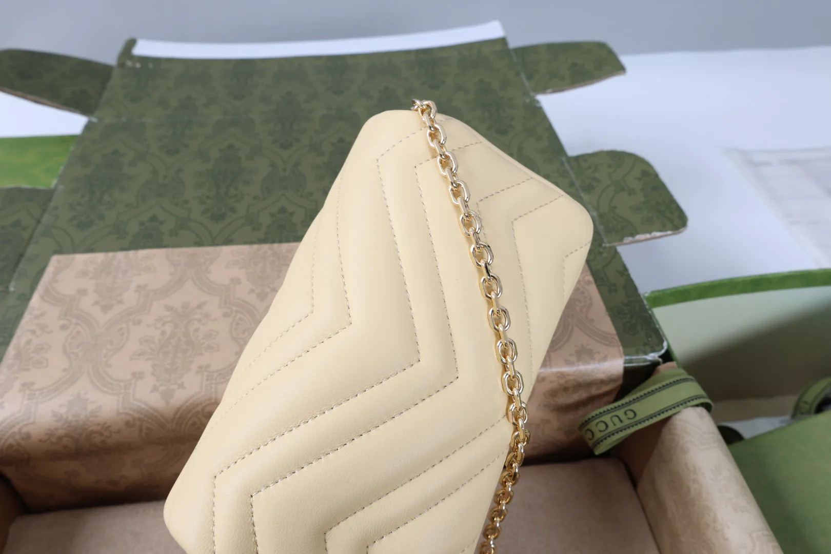 Women's Classic Handbags GUCCI 18005070