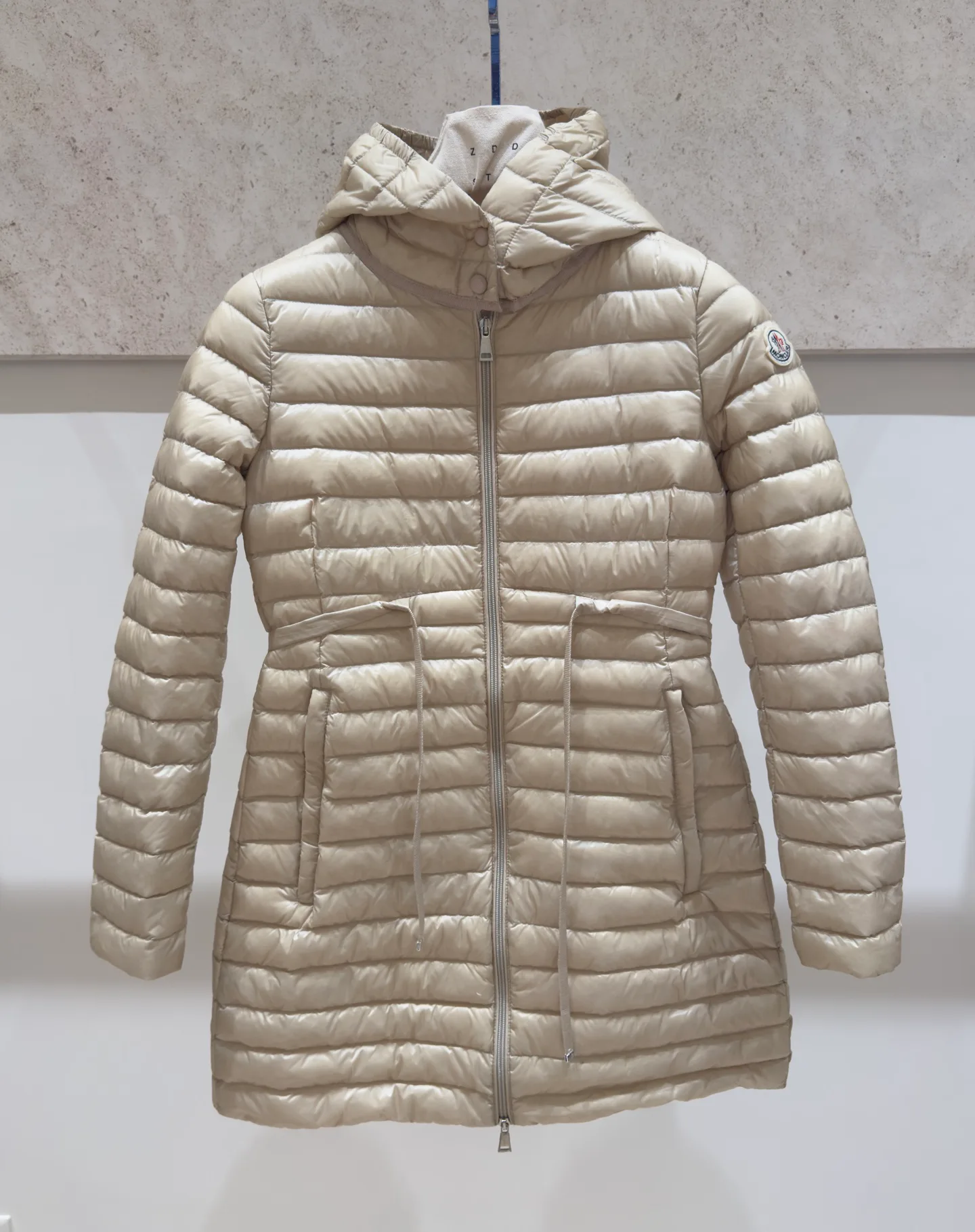 Women's Jackets And Down Jackets MONCLER 17854309