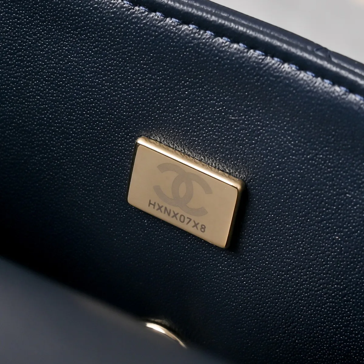 Women's Classic Handbags CHANEL 18207678