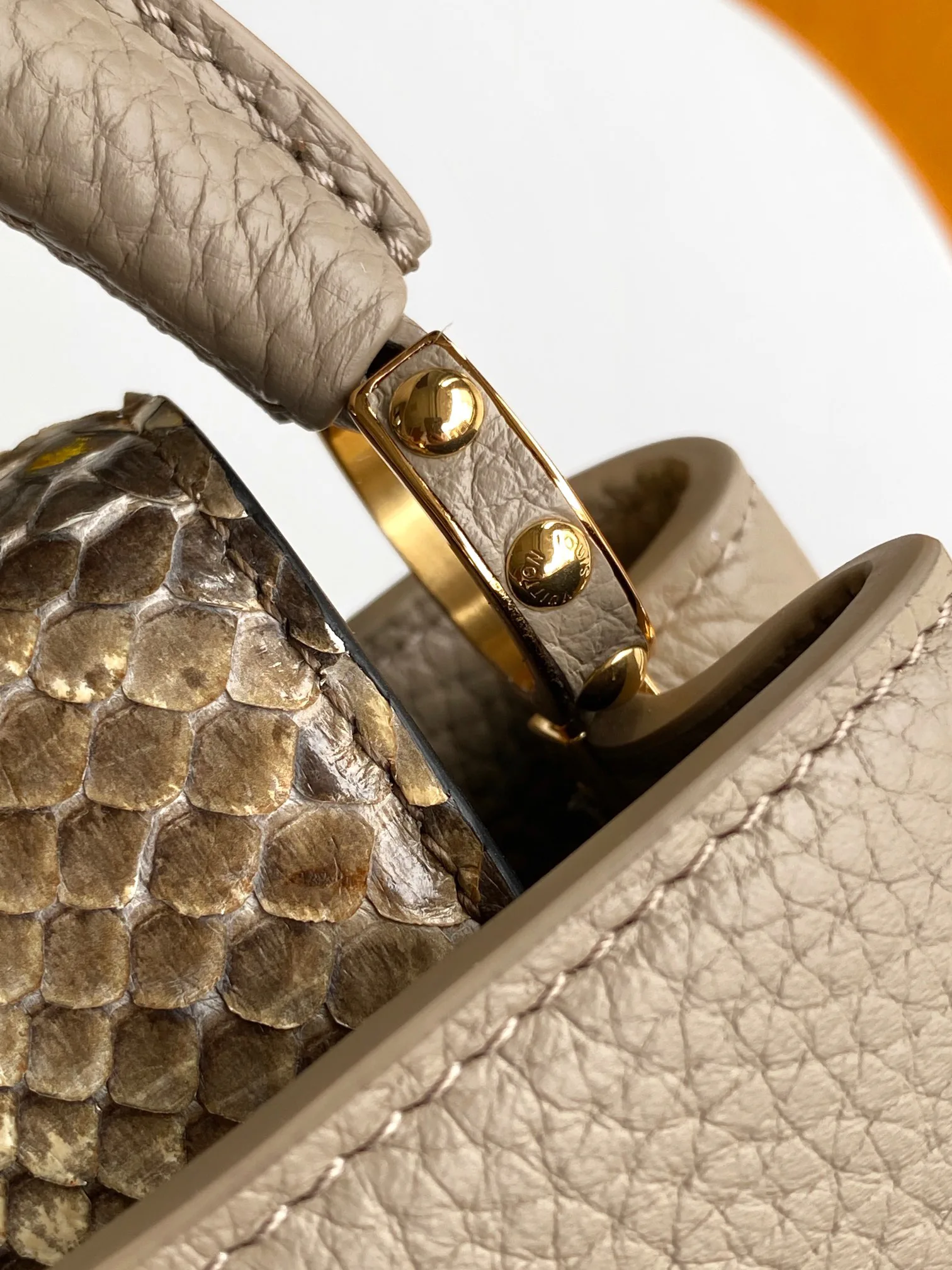 Women's Classic Handbags LOUIS VUITTON 18521024