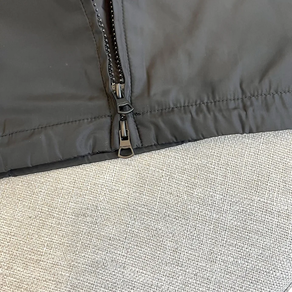 Men's Jackets And Down Jackets BURBERRY 18416789