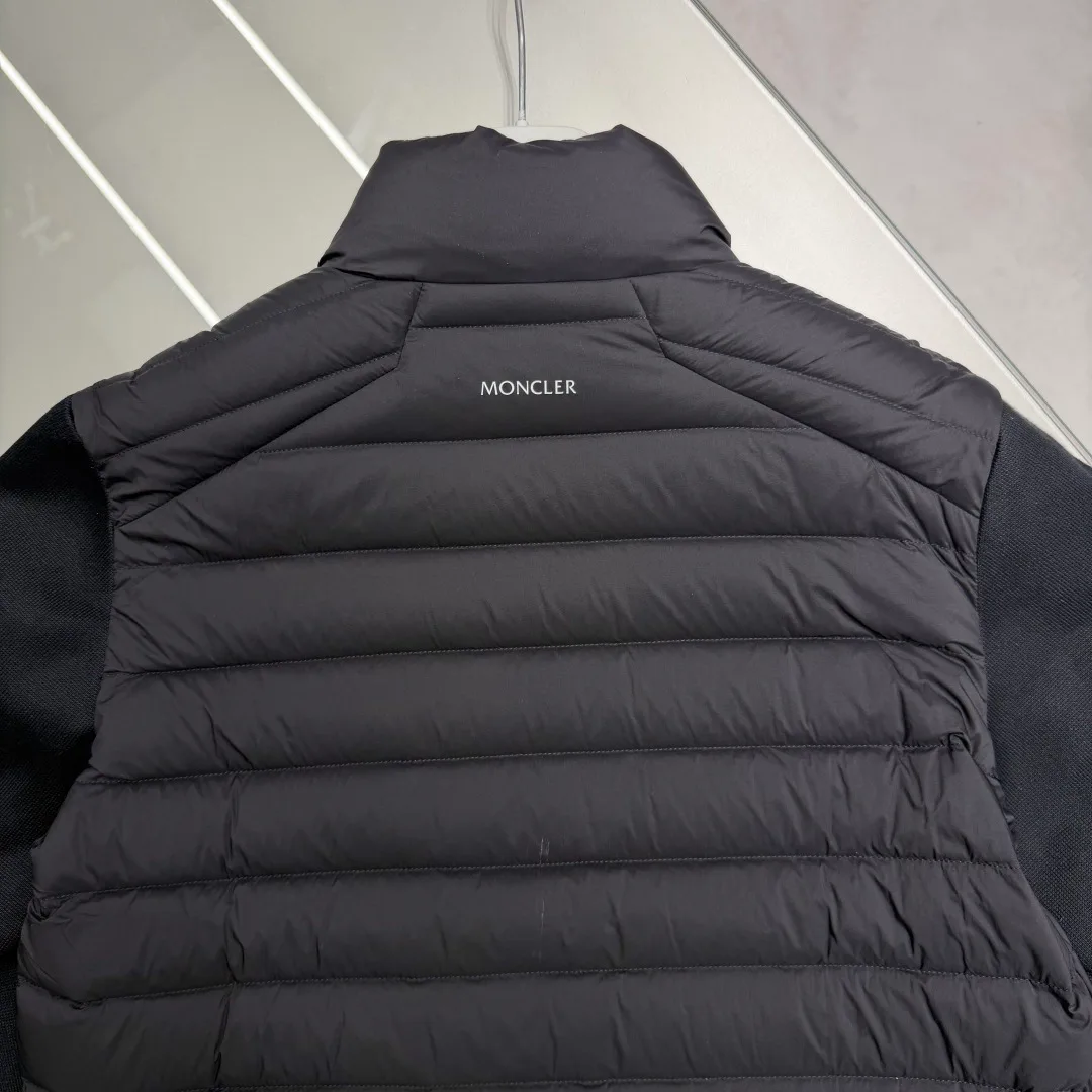 Куртки И Пуховики Мужские Moncler 18680342