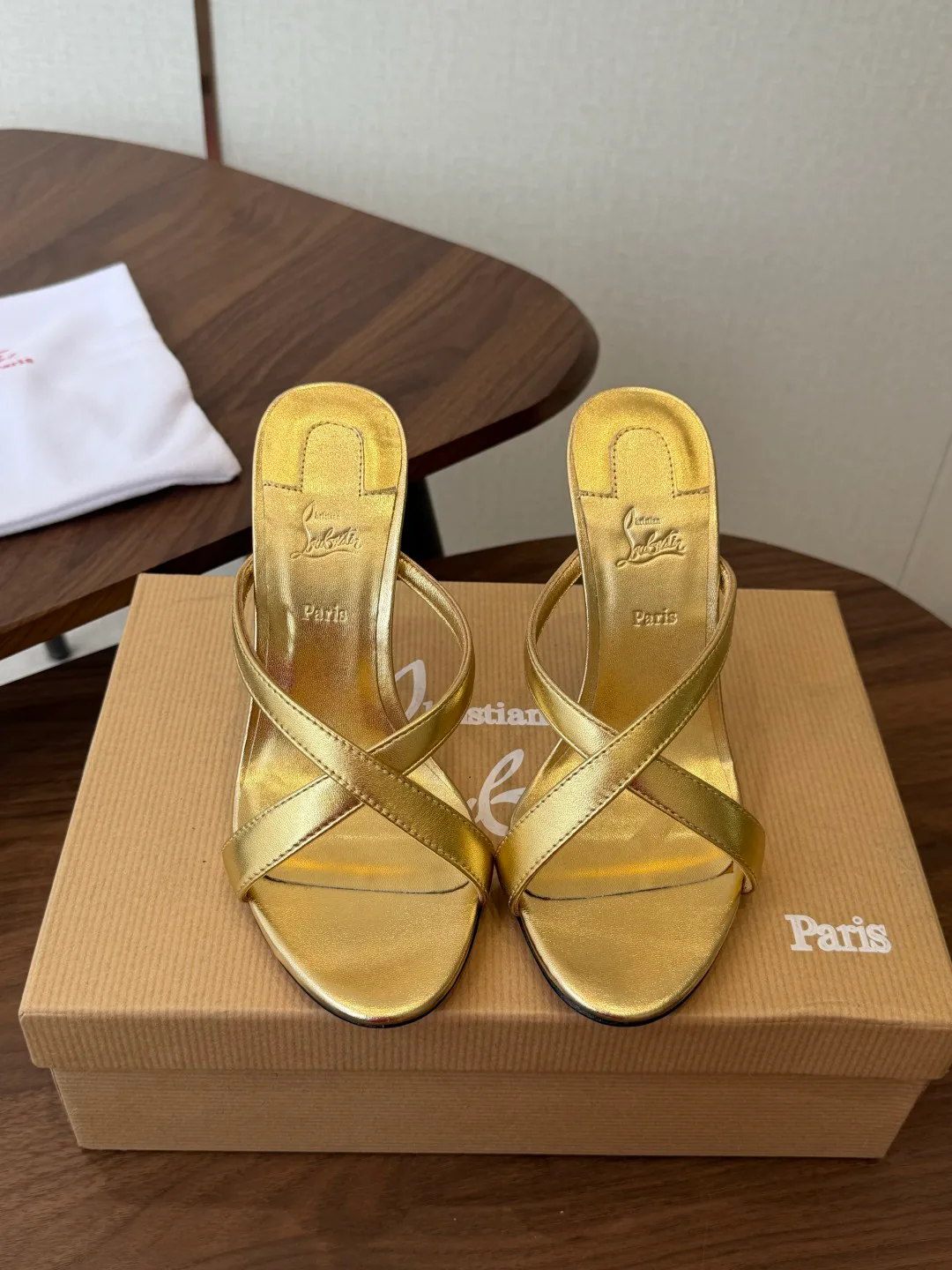 Women's Open-Toe Sandals CHRISTIAN LOUBOUTIN 18183088