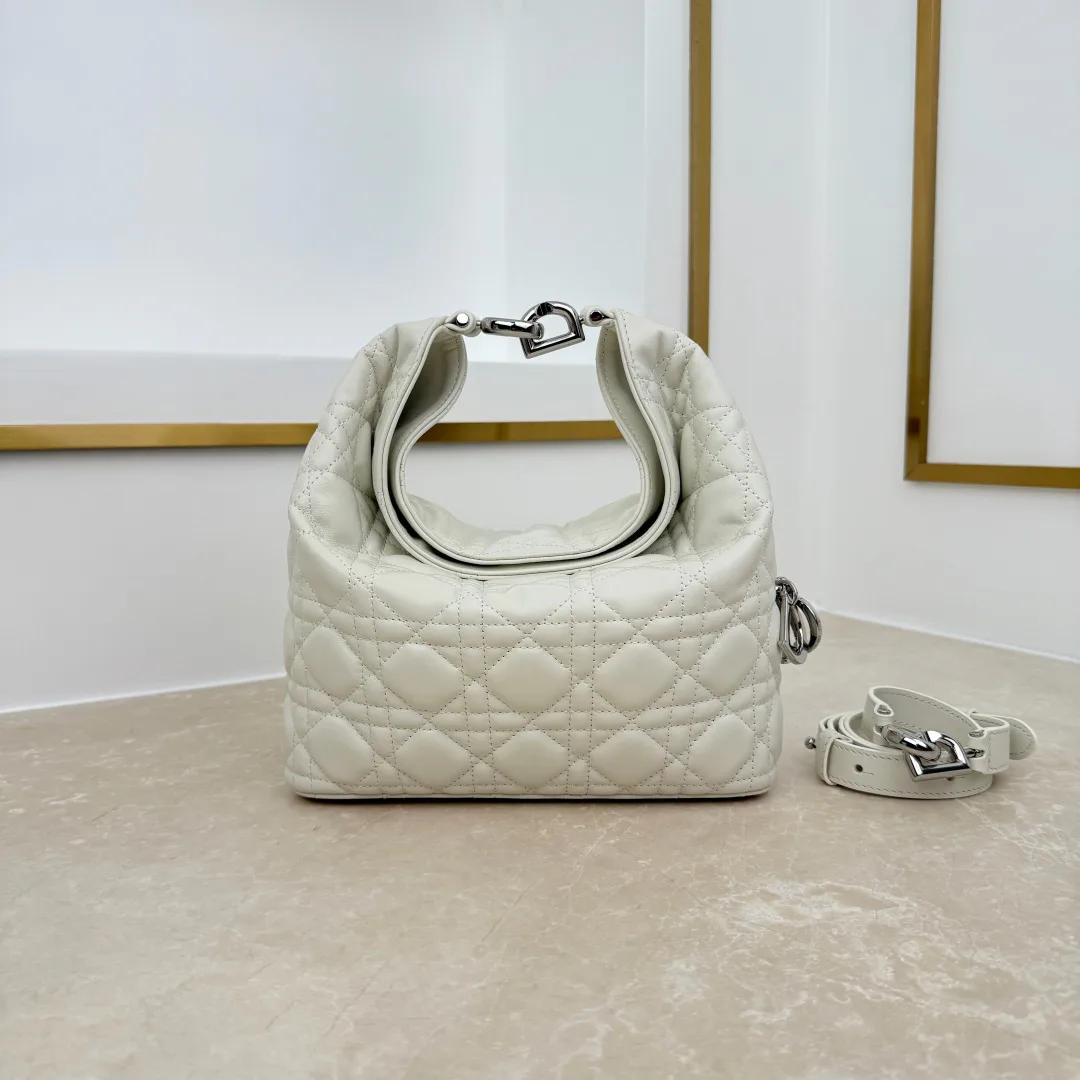 Women's Classic Handbags CHRISTIAN DIOR 18116271