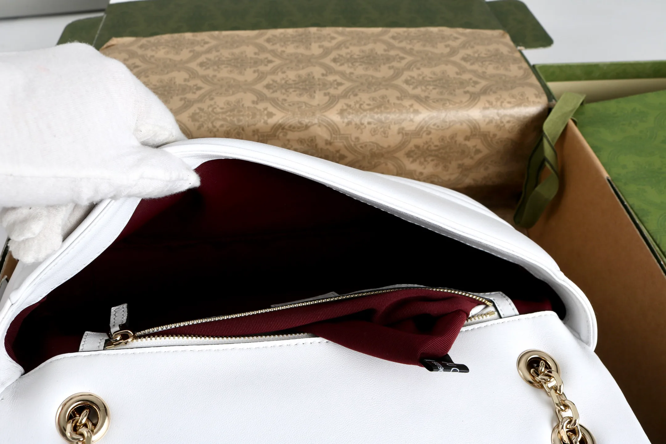 Women's Classic Handbags GUCCI 18223240
