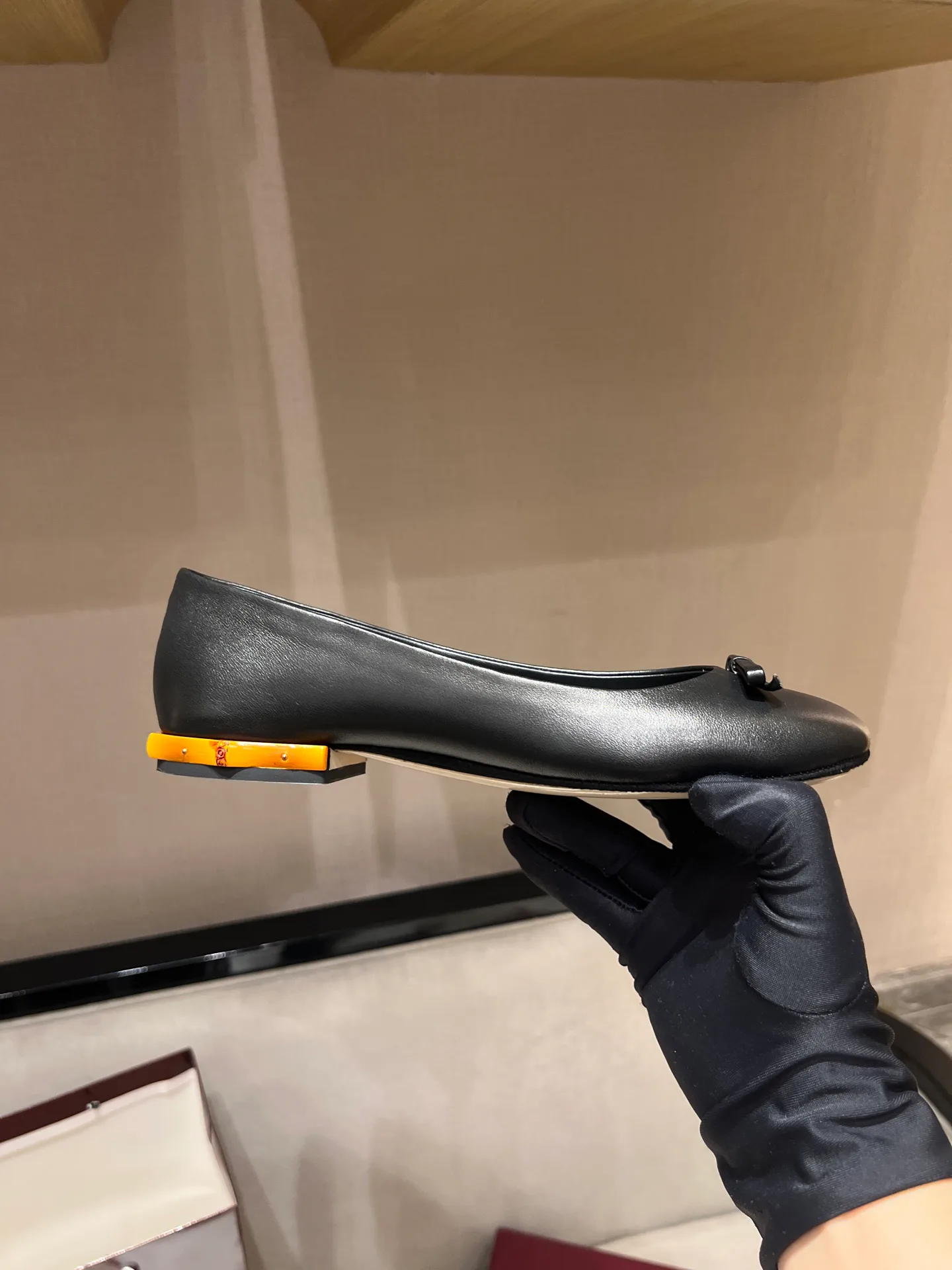 Women's Ballet Flats GUCCI 18020252