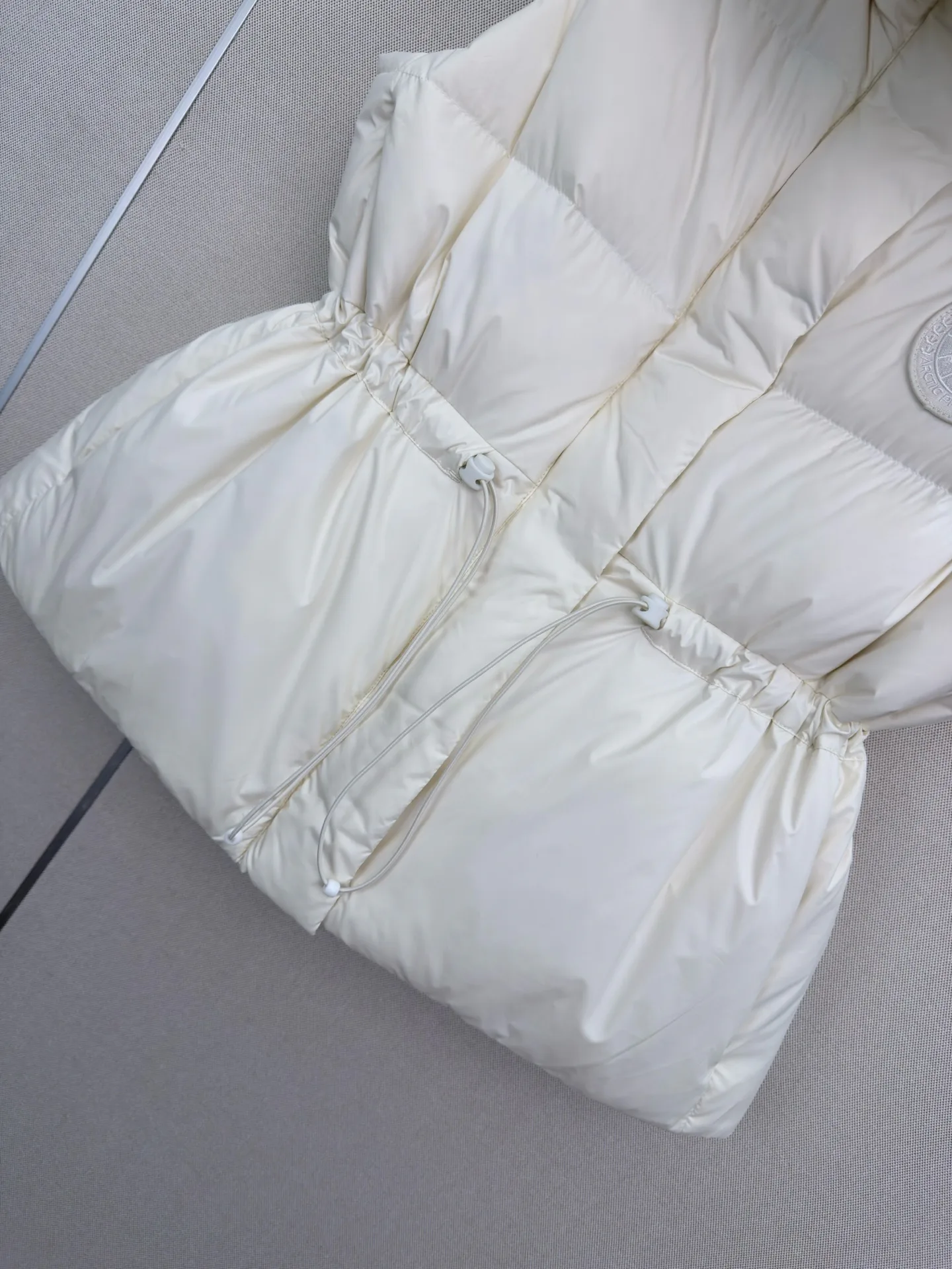 Women's Jackets And Down Jackets CANADA GOOSE 18108490