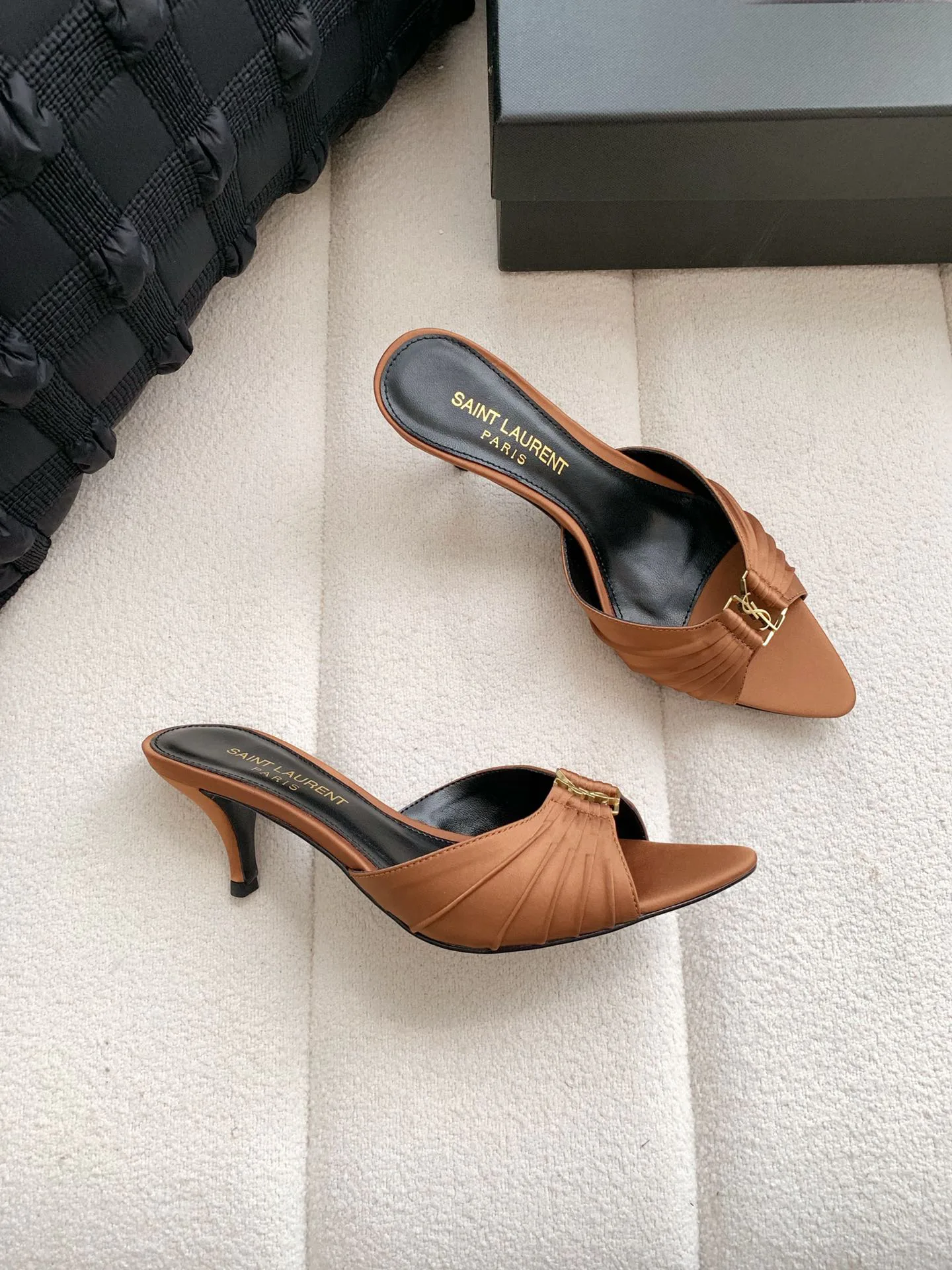 Women's Mules And Clogs SAINT LAURENT 17371743