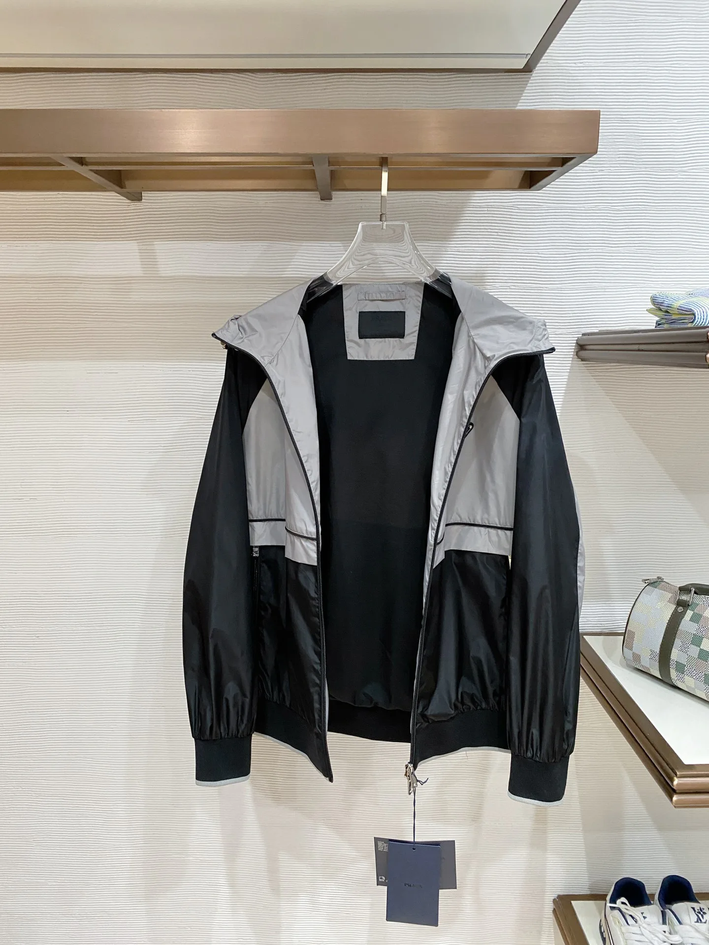 Men's Jackets And Down Jackets PRADA 17993219