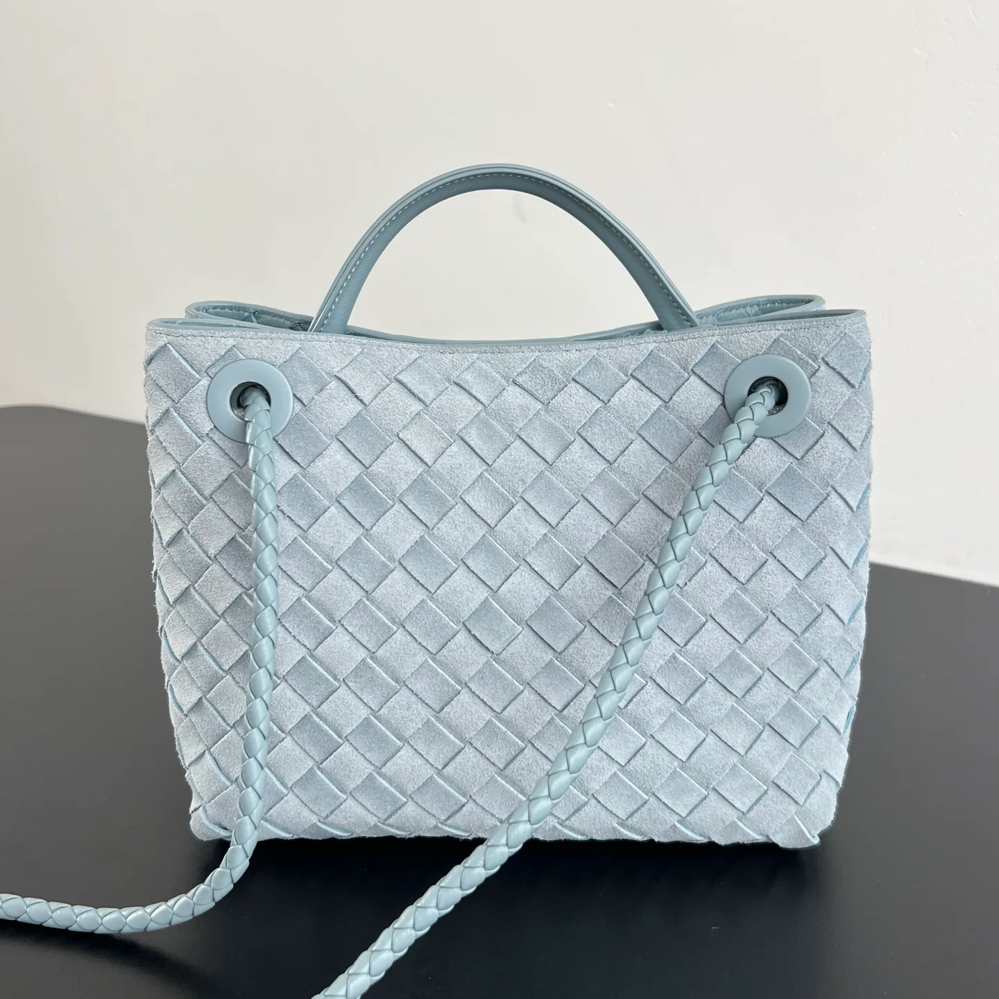Women's Classic Handbags BOTTEGA VENETA 17833611